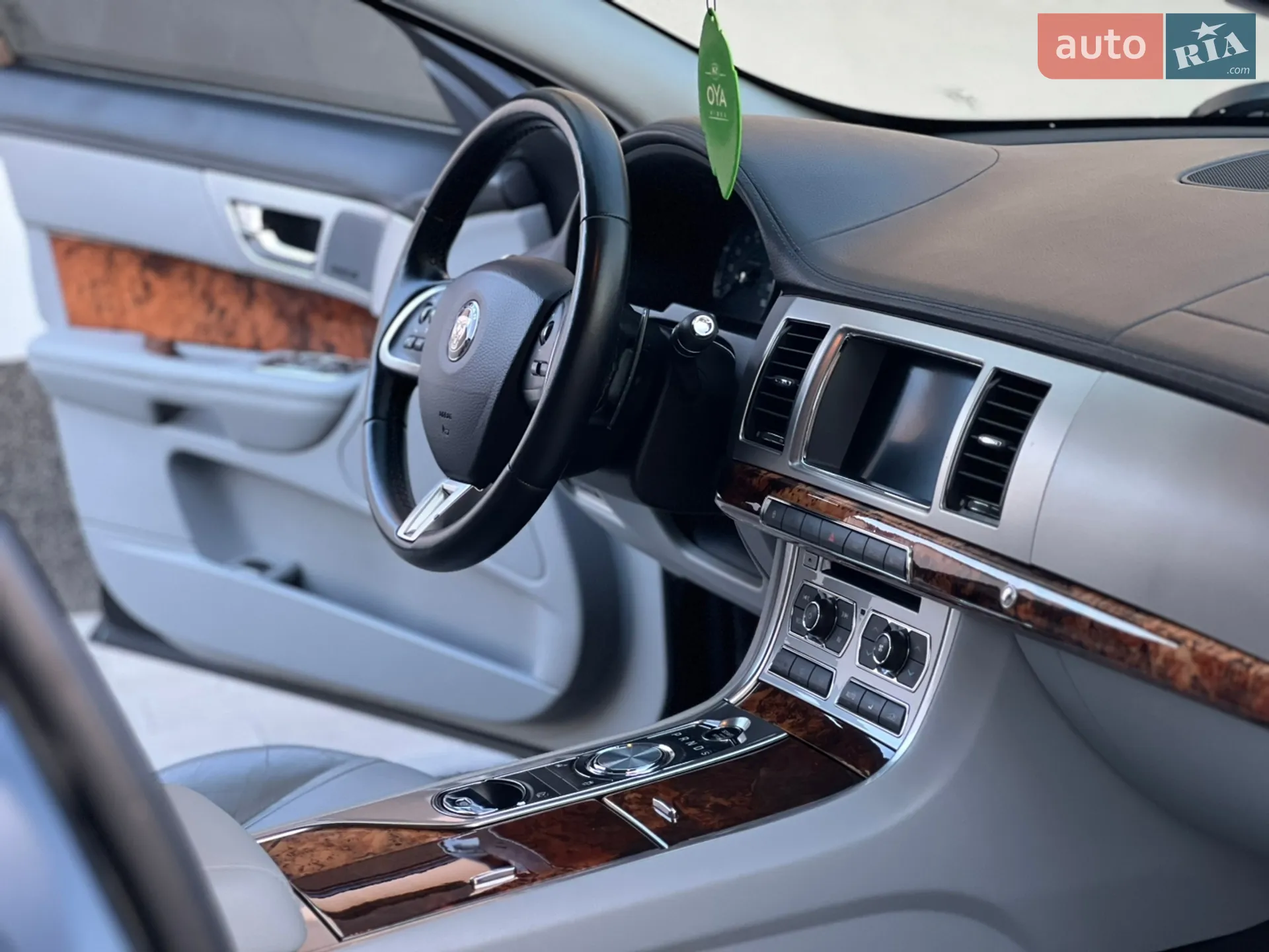 2014 Jaguar XF - мініатюра 28