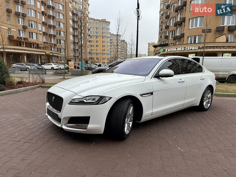 Jaguar XF 2016