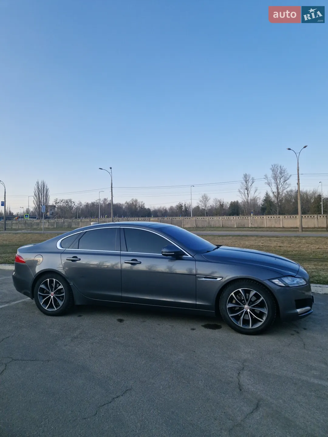 2016 Jaguar XF - мініатюра 8