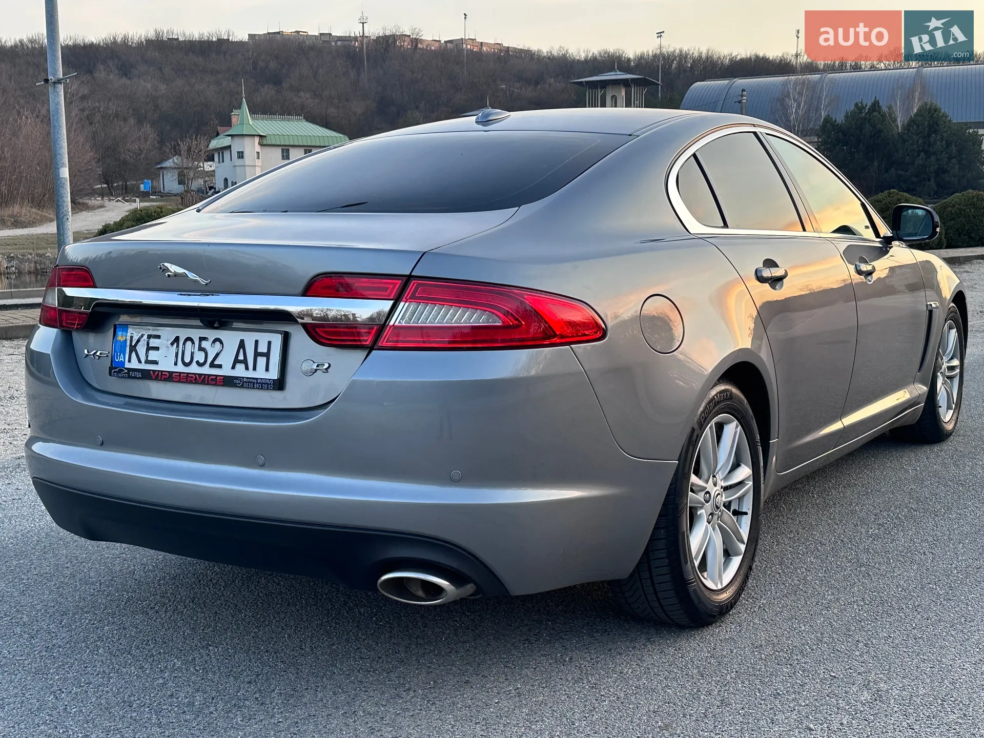 2012 Jaguar XF - мініатюра 6