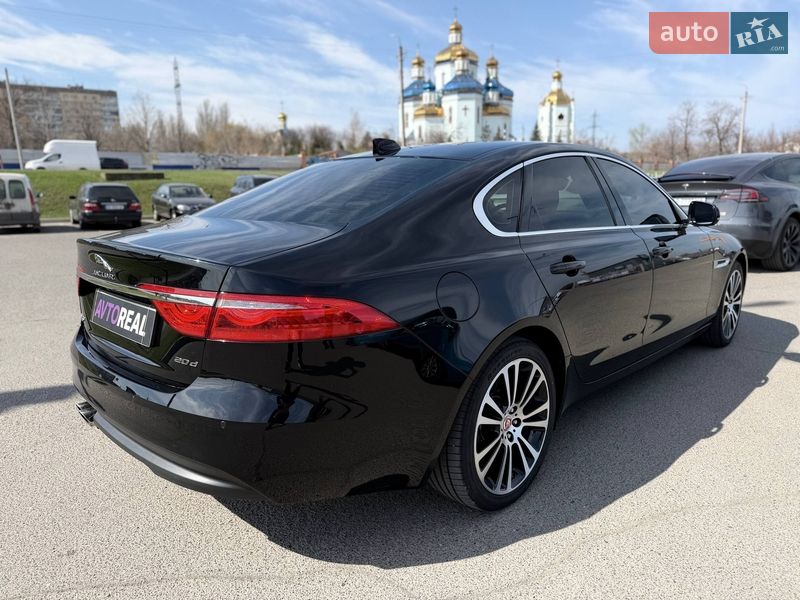 Седан Jaguar XF 2016 в Кривом Роге фото 27 Седан Jaguar XF 2016 в Кривом Роге
