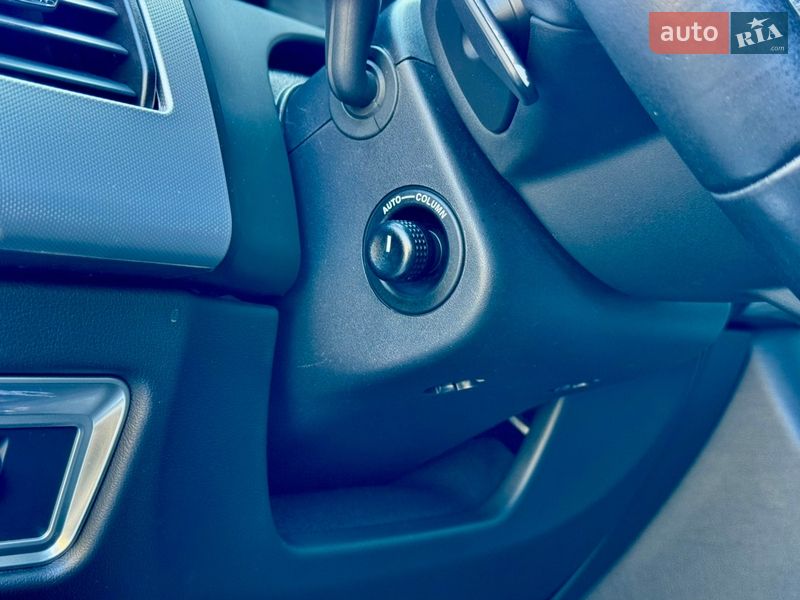 Седан Jaguar XF 2014 в Луцке