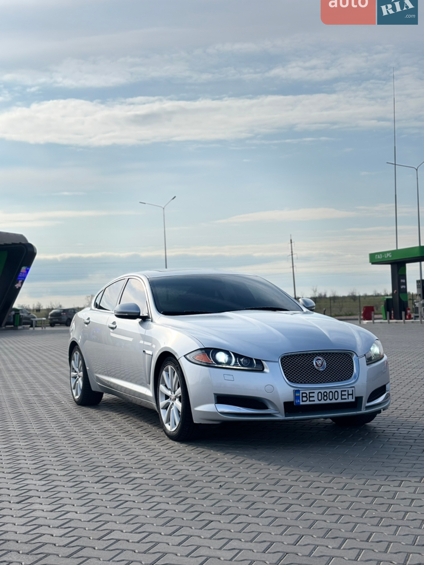 2014 Jaguar XF - фото 1