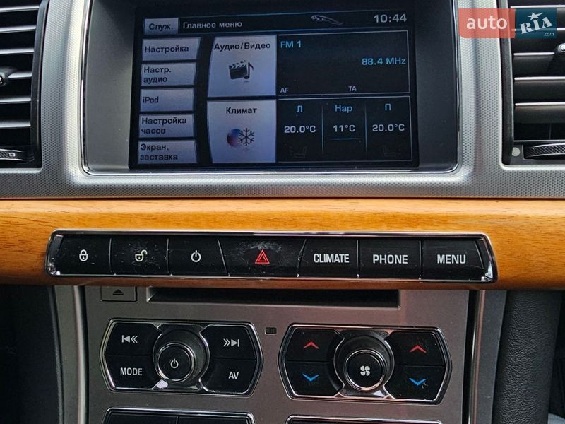 Седан Jaguar XF 2012 в Киеве фото 37 Седан Jaguar XF 2012 в Киеве