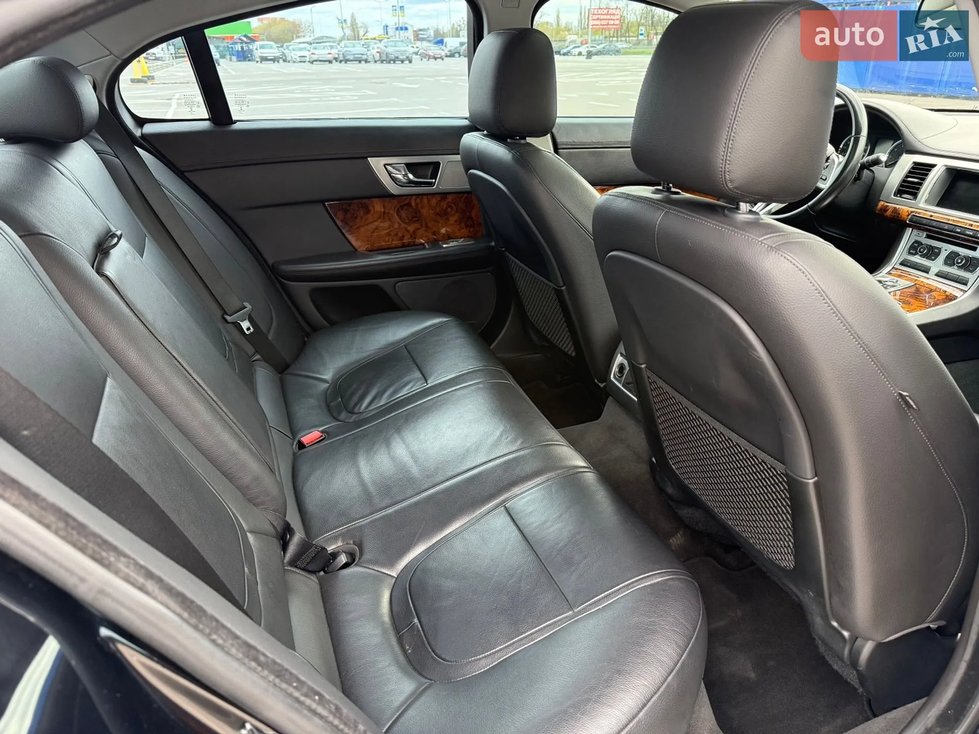 2012 Jaguar XF - мініатюра 17