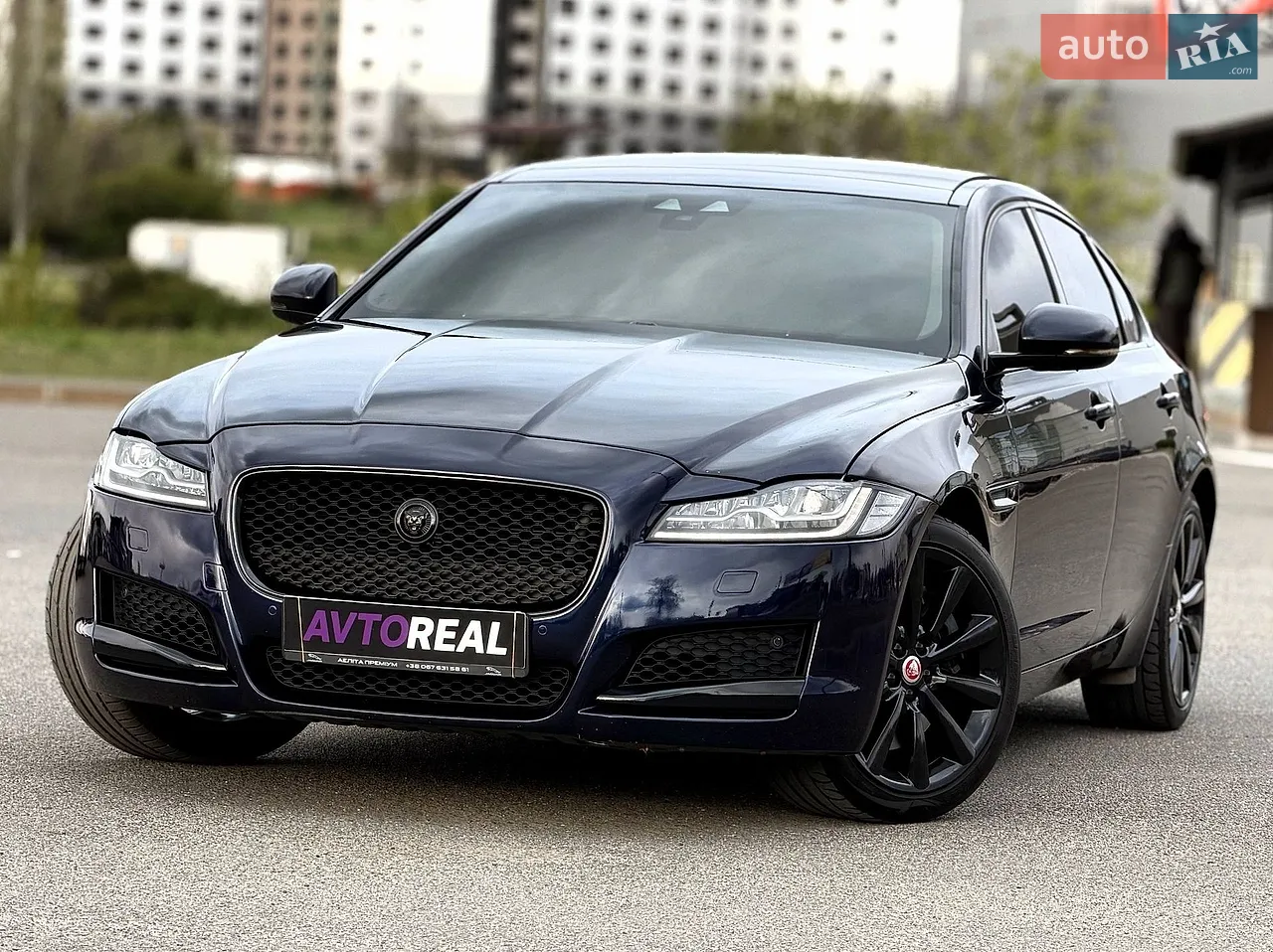 2017 Jaguar XF - мініатюра 16