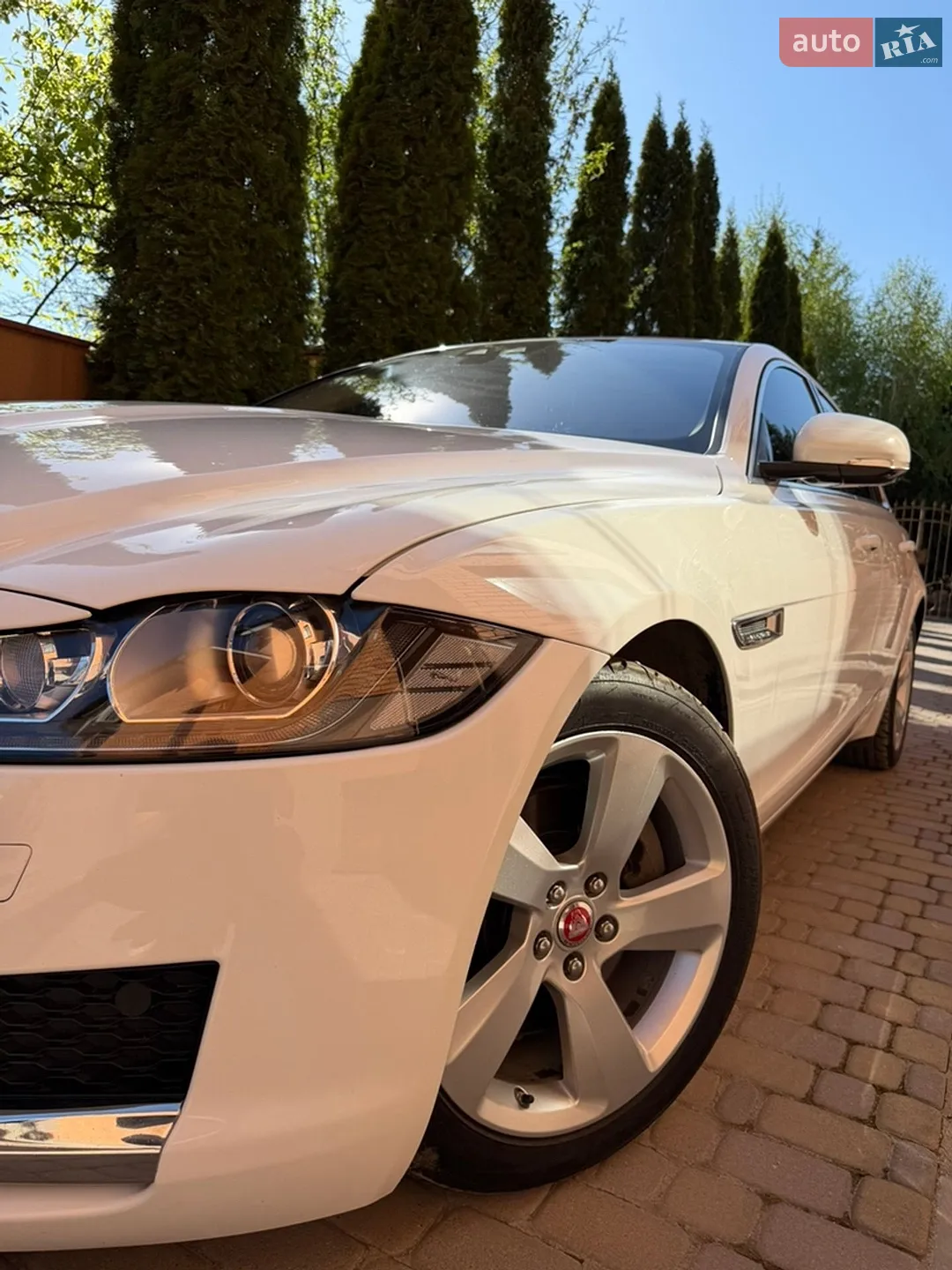 2018 Jaguar XF - мініатюра 2