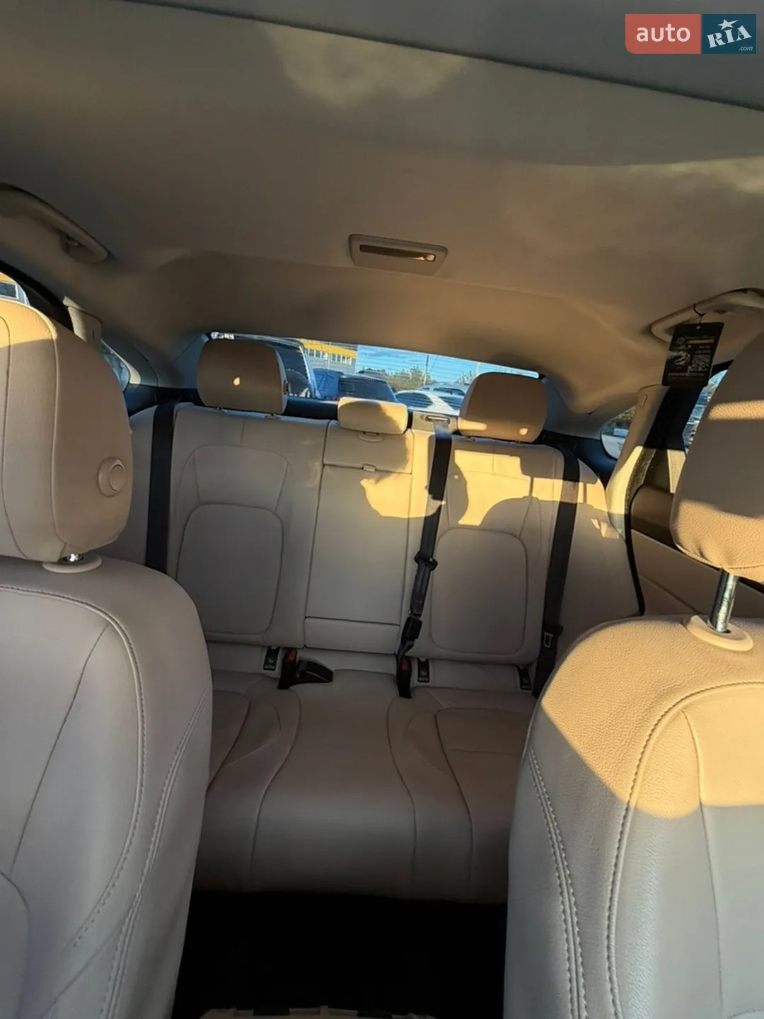 2016 Jaguar XF - мініатюра 31