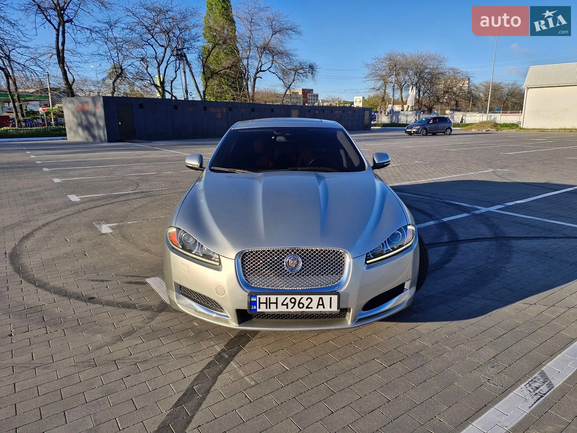 2013 Jaguar XF - мініатюра 2