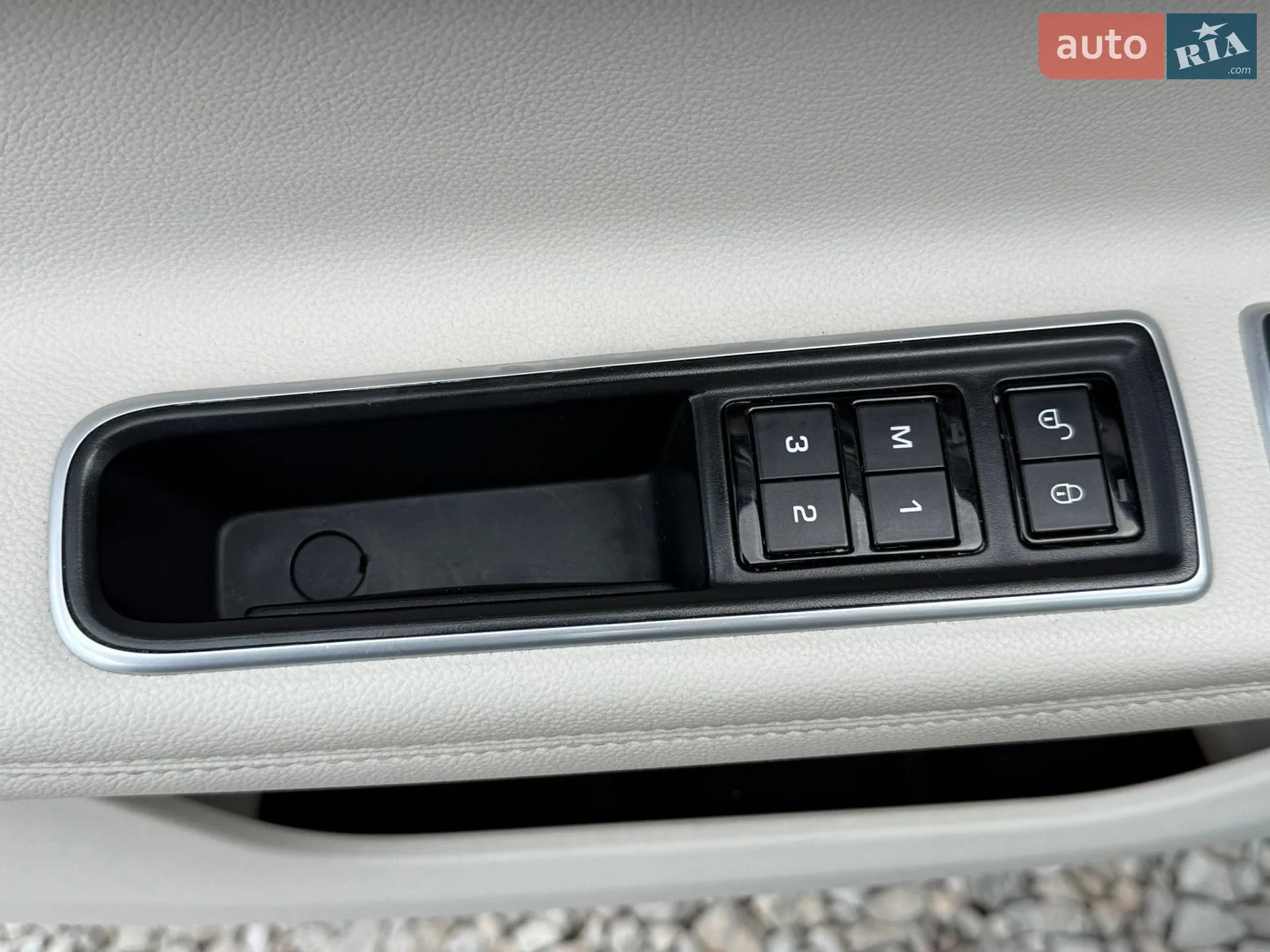 2018 Jaguar XF - мініатюра 48