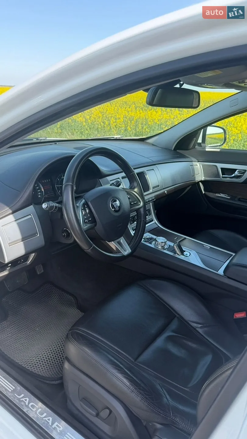 2014 Jaguar XF - мініатюра 7