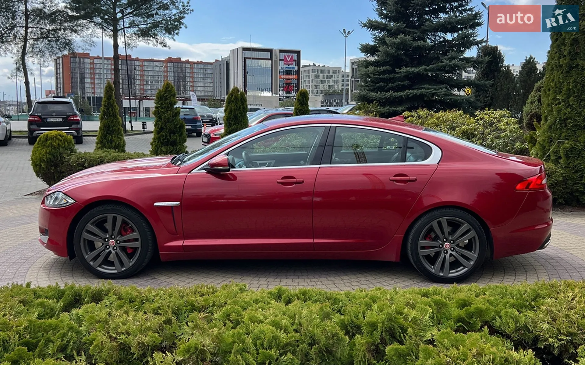 2013 Jaguar XF - мініатюра 4