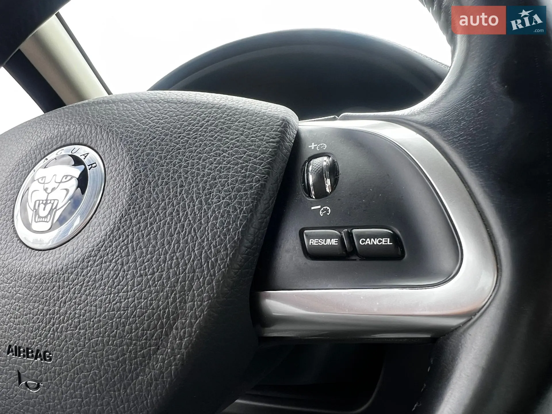 2012 Jaguar XF - мініатюра 40