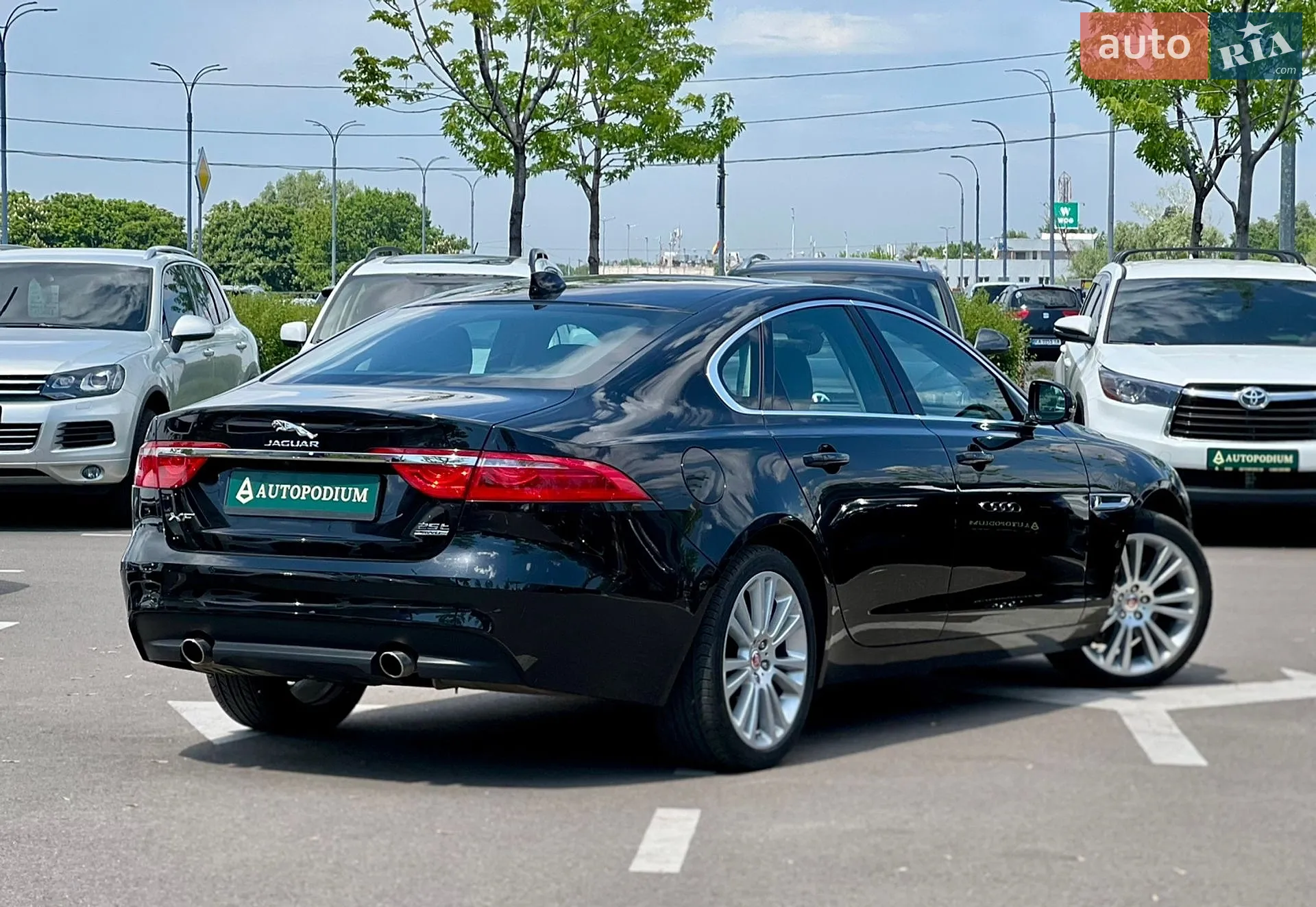 2018 Jaguar XF - мініатюра 11