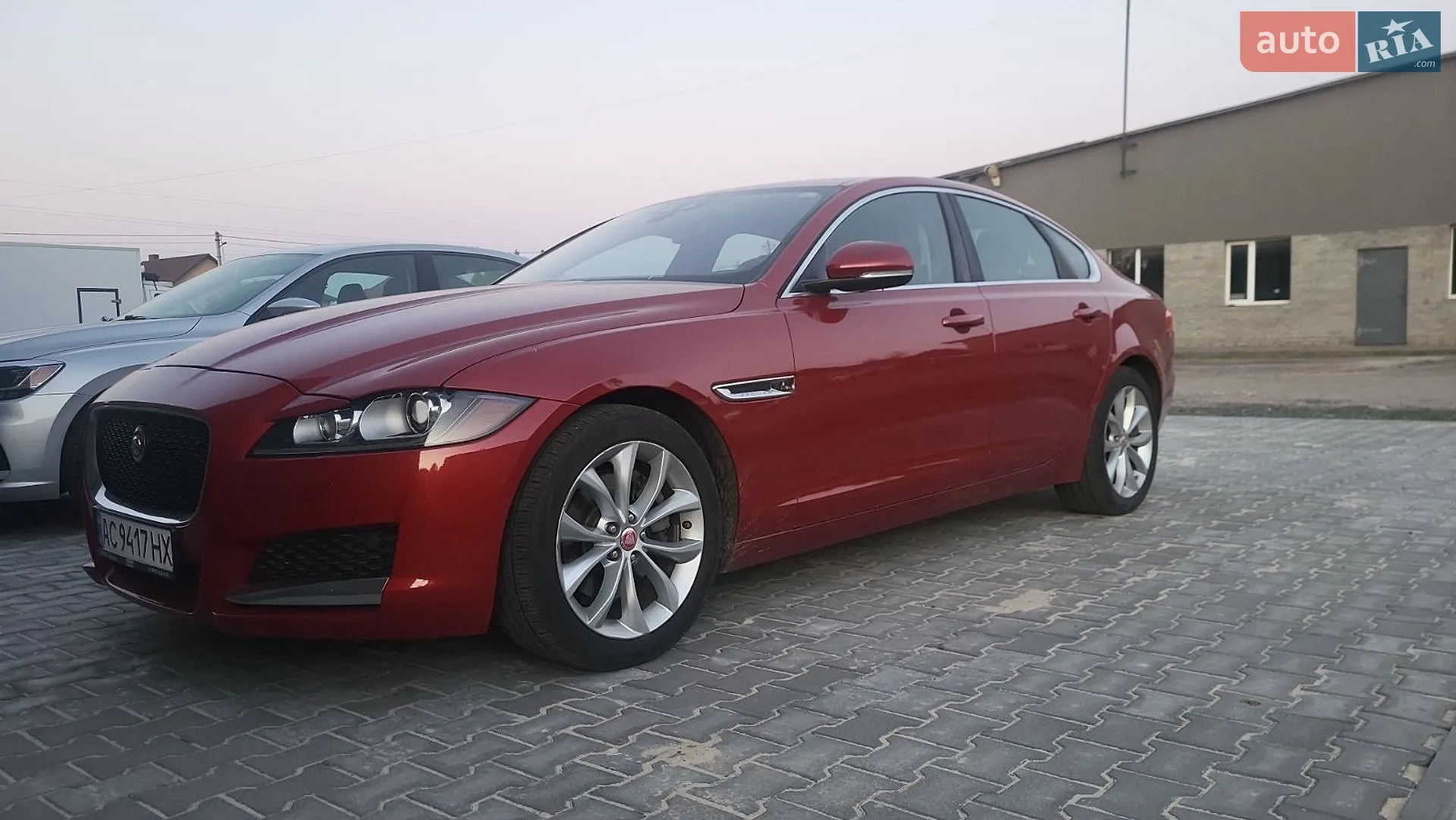 2016 Jaguar XF - мініатюра 2