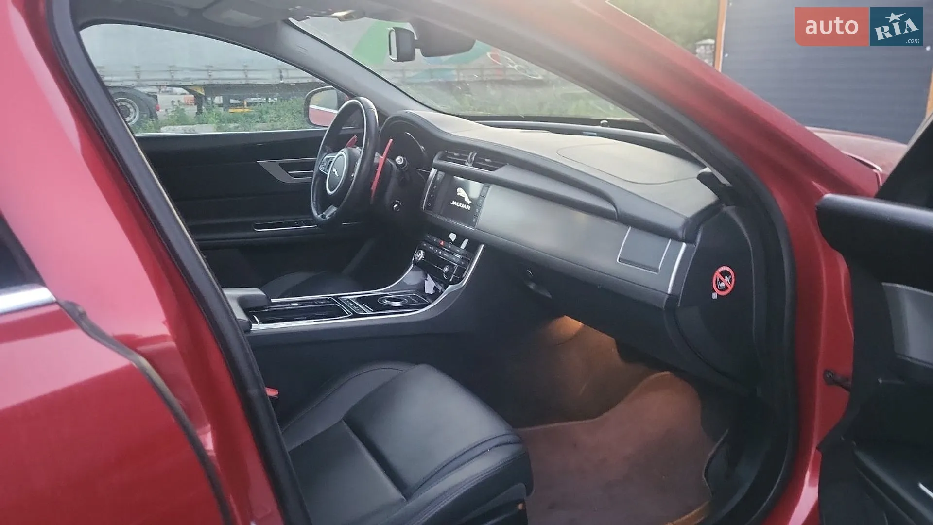 2016 Jaguar XF - мініатюра 6
