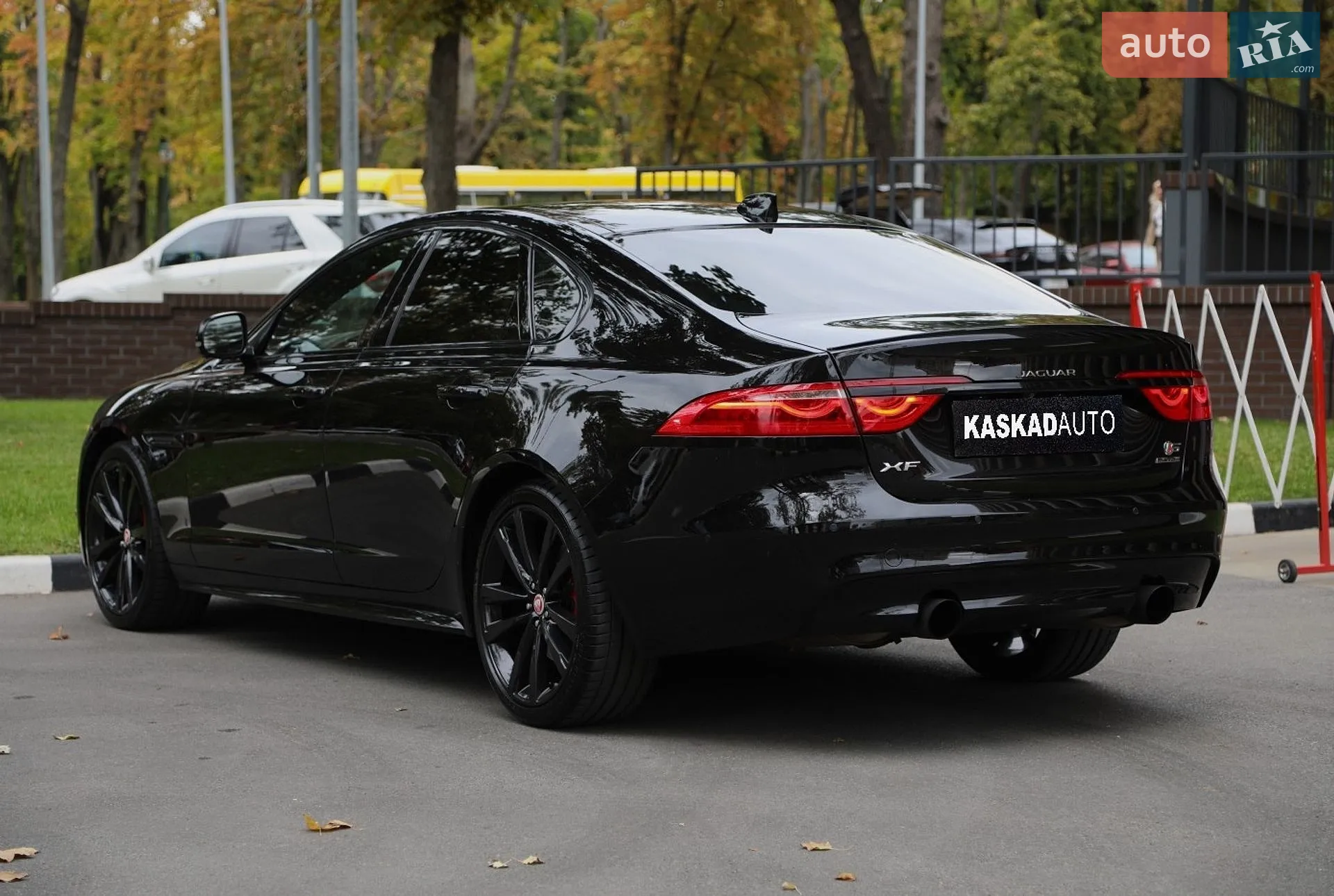 2015 Jaguar XF - мініатюра 4