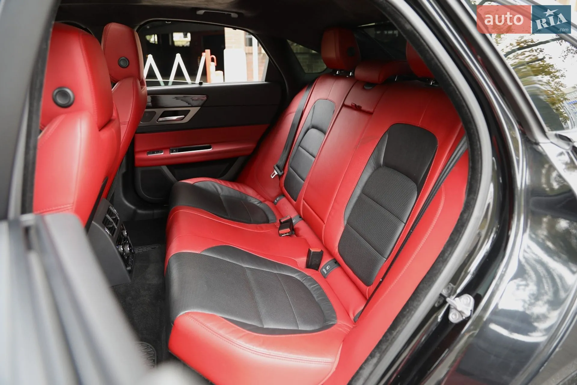 2015 Jaguar XF - мініатюра 9