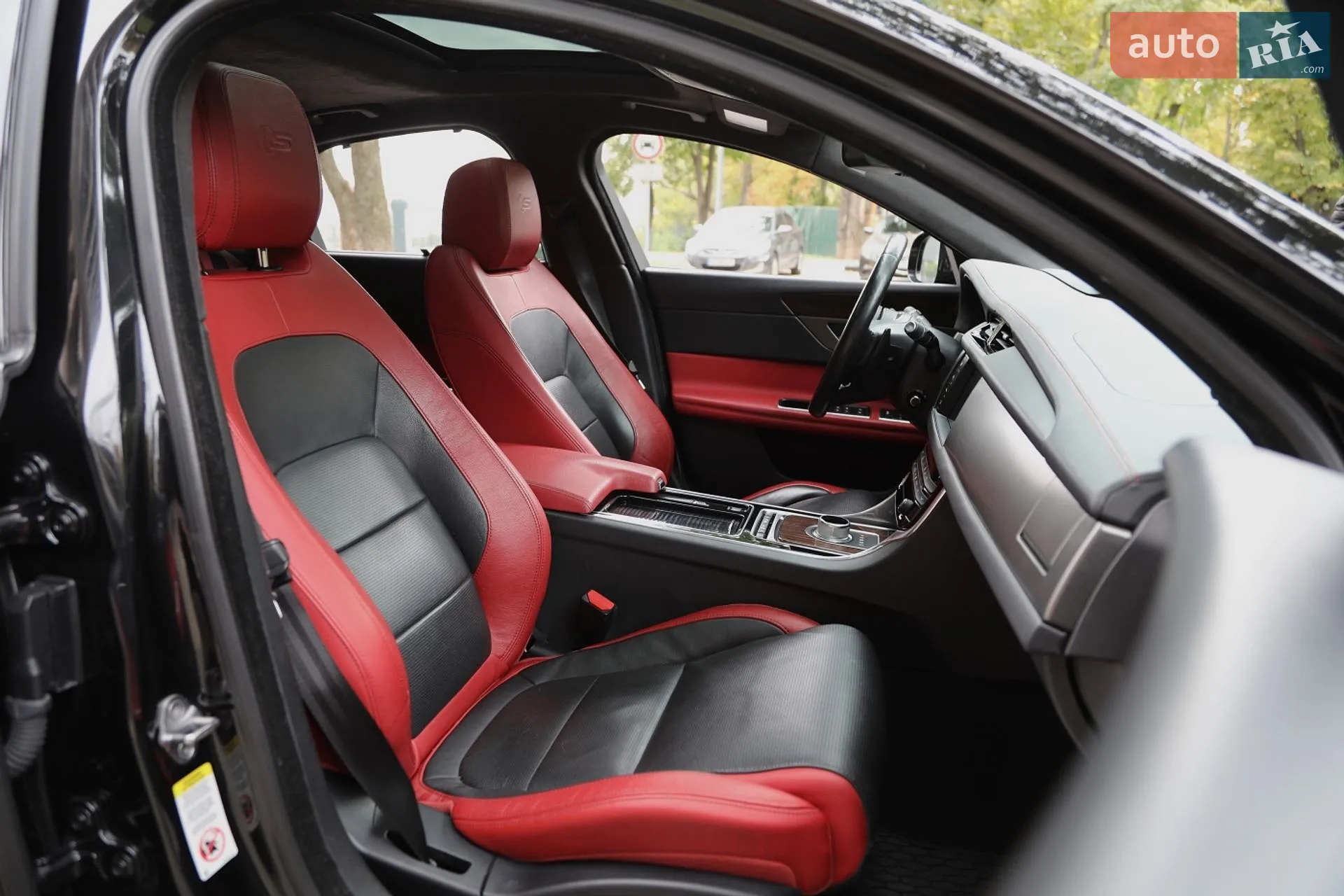 2015 Jaguar XF - мініатюра 11
