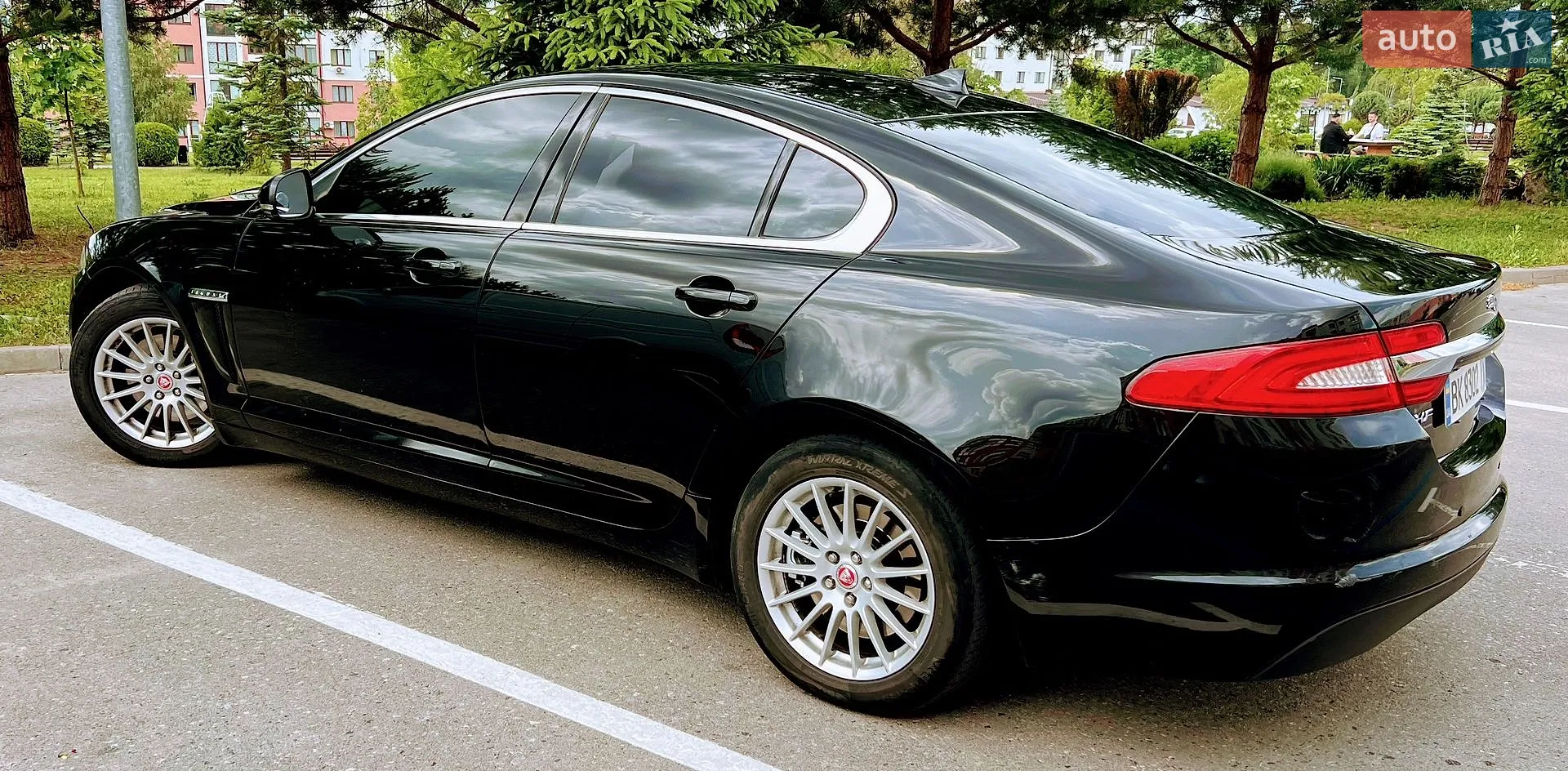 2014 Jaguar XF - мініатюра 3