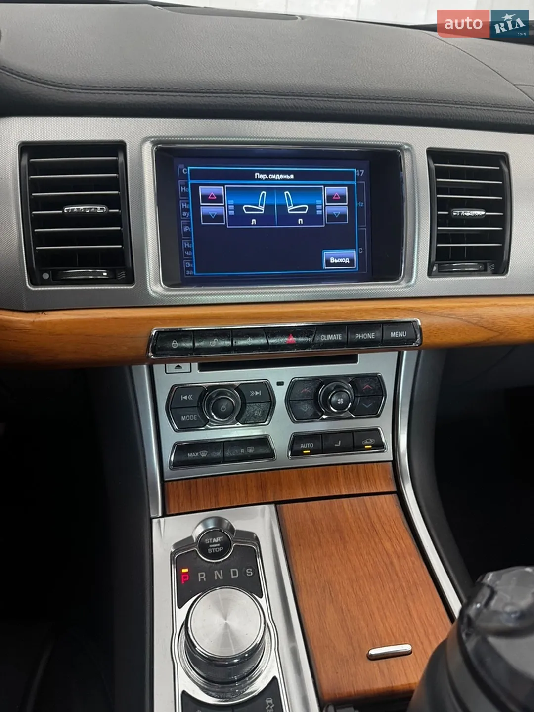 2012 Jaguar XF - мініатюра 12