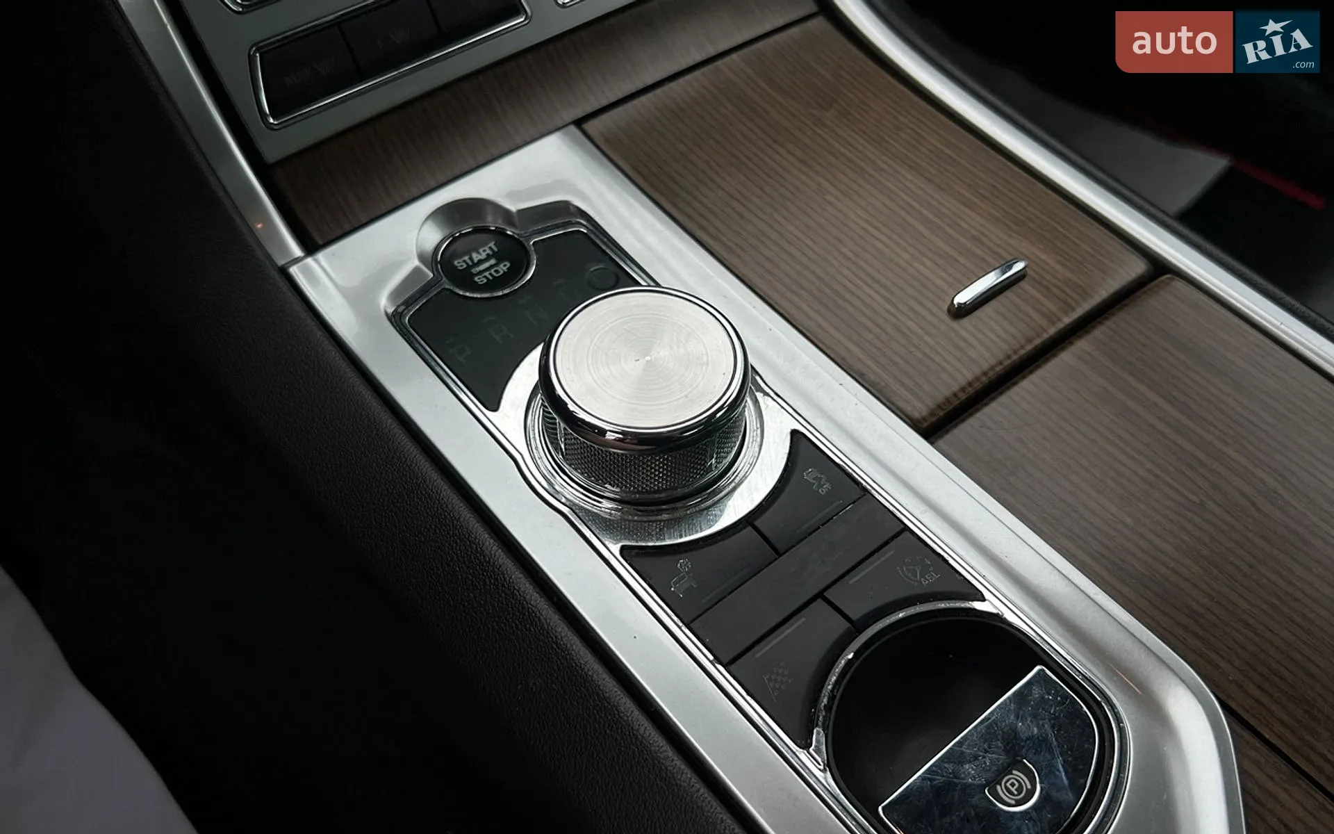 2013 Jaguar XF - мініатюра 14