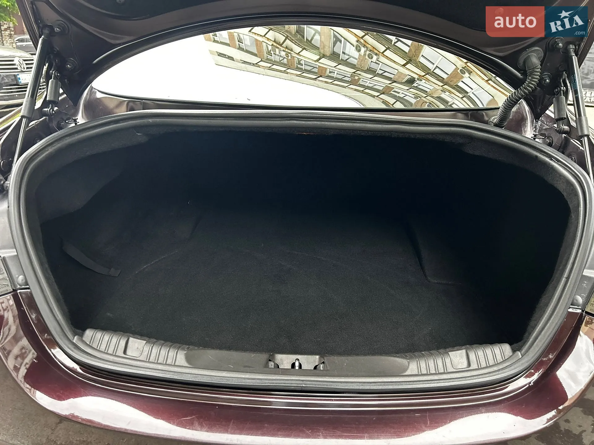 2012 Jaguar XF - мініатюра 16