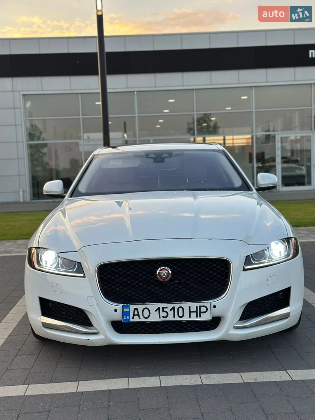 2016 Jaguar XF - мініатюра 11