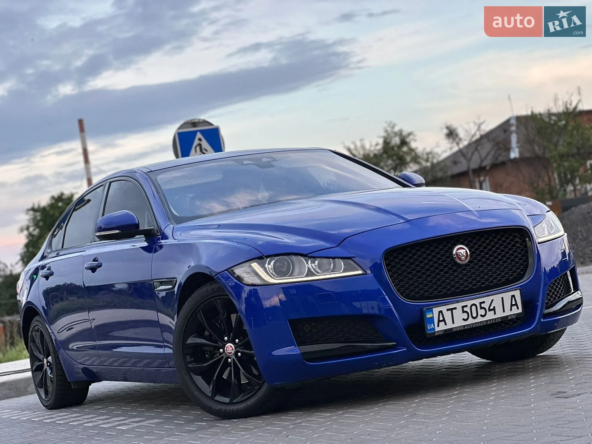 2016 Jaguar XF - мініатюра 65