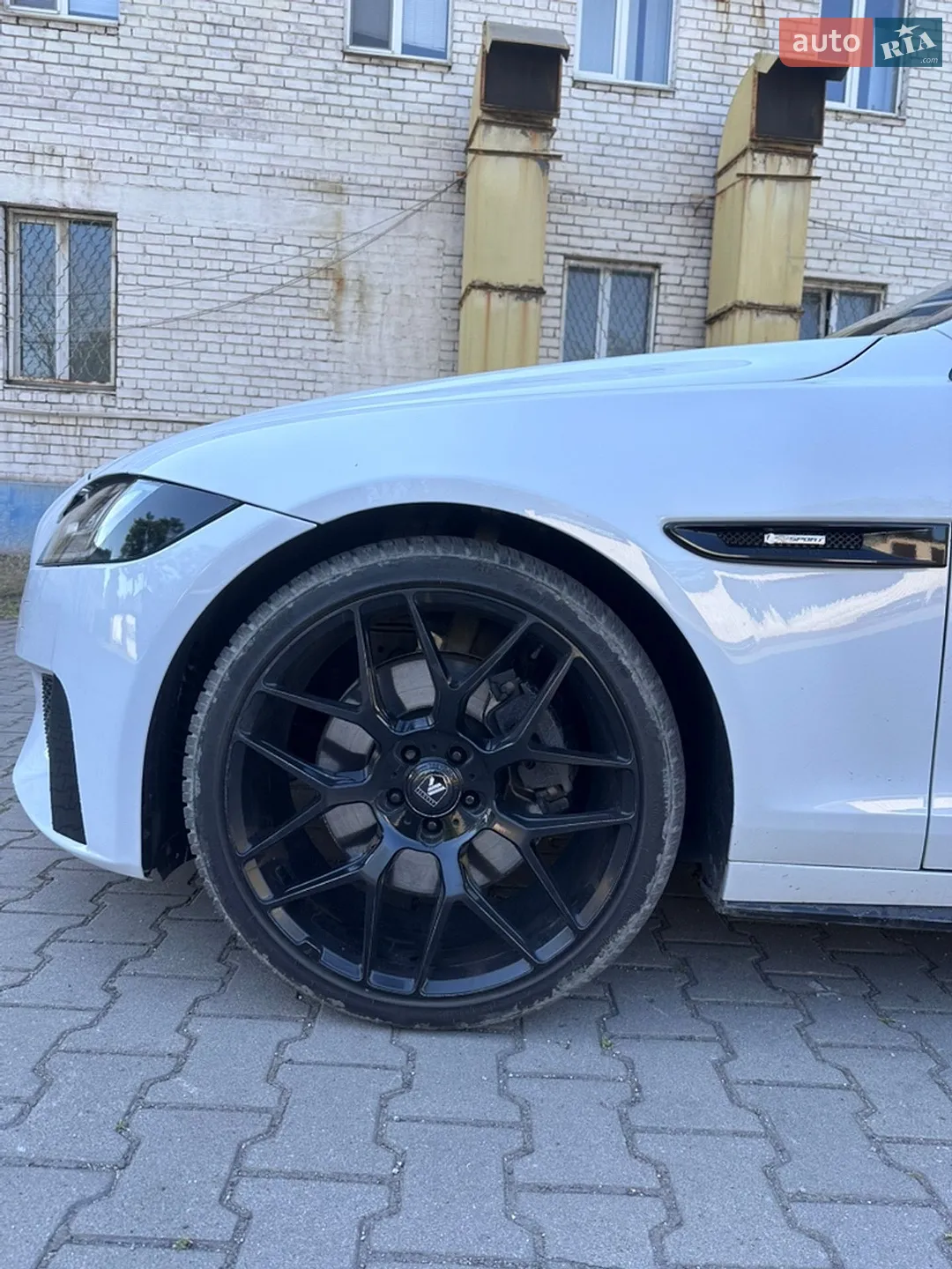 2016 Jaguar XF - мініатюра 9