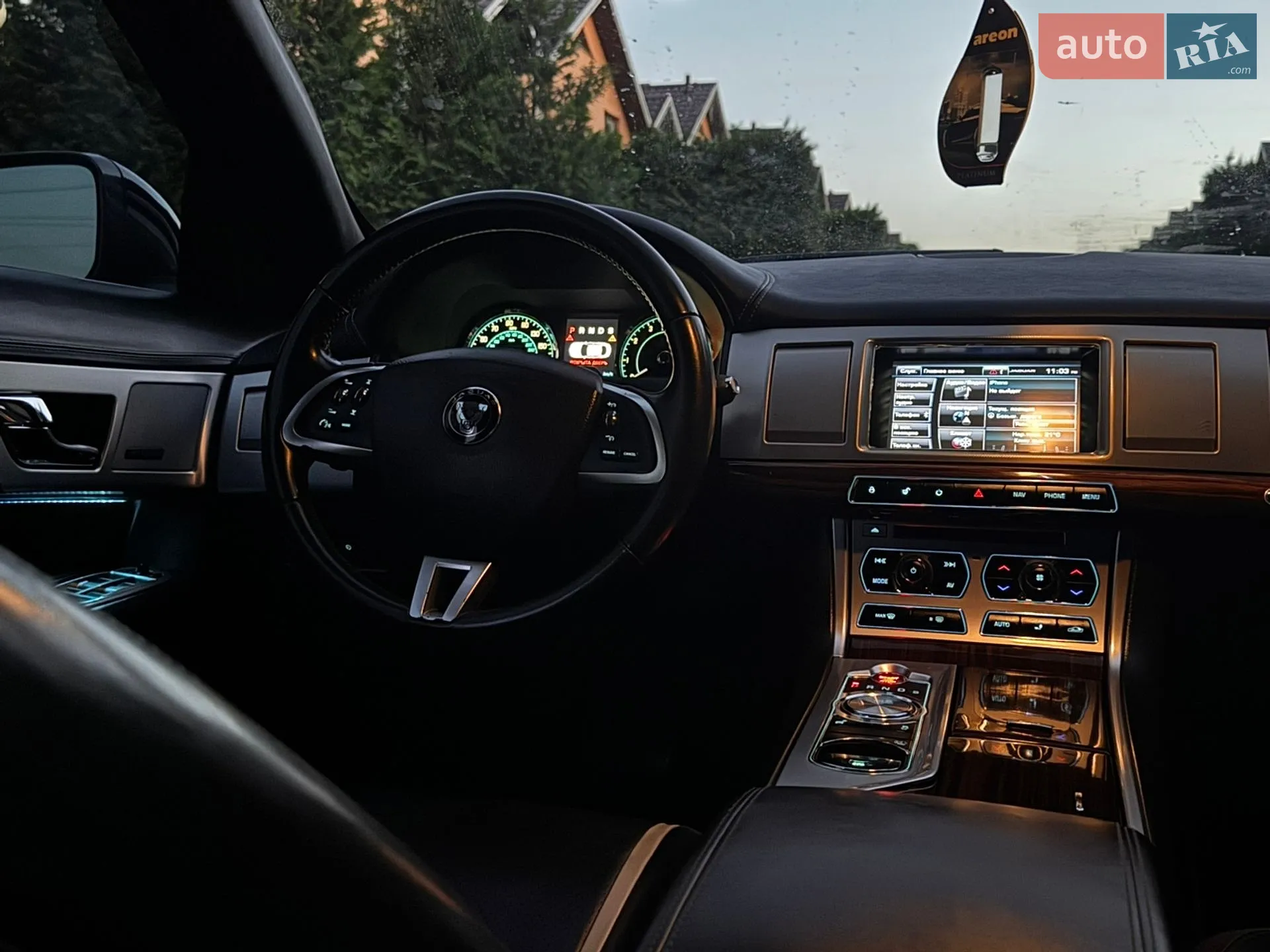 2013 Jaguar XF - мініатюра 14