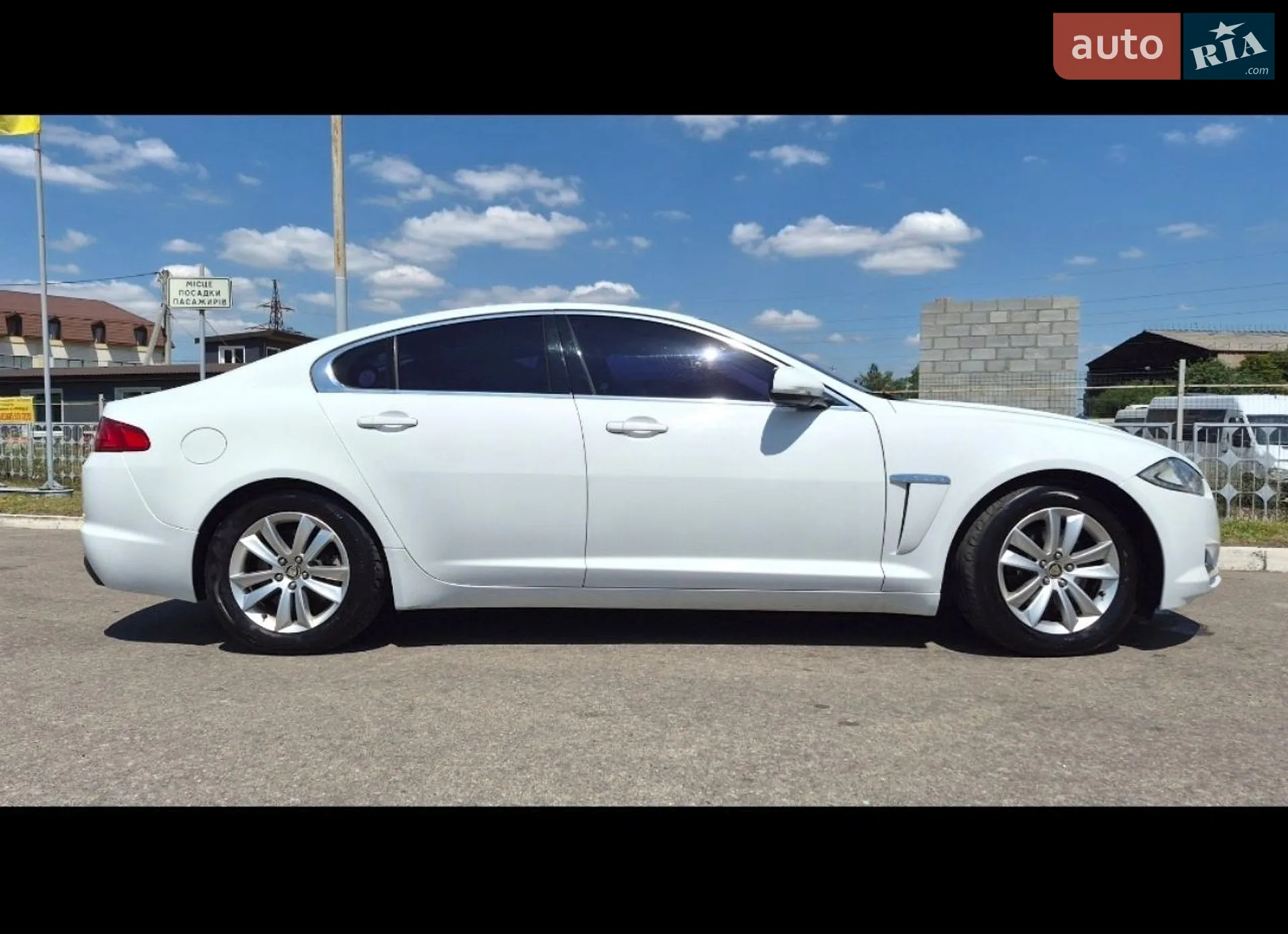 2012 Jaguar XF - фото 1