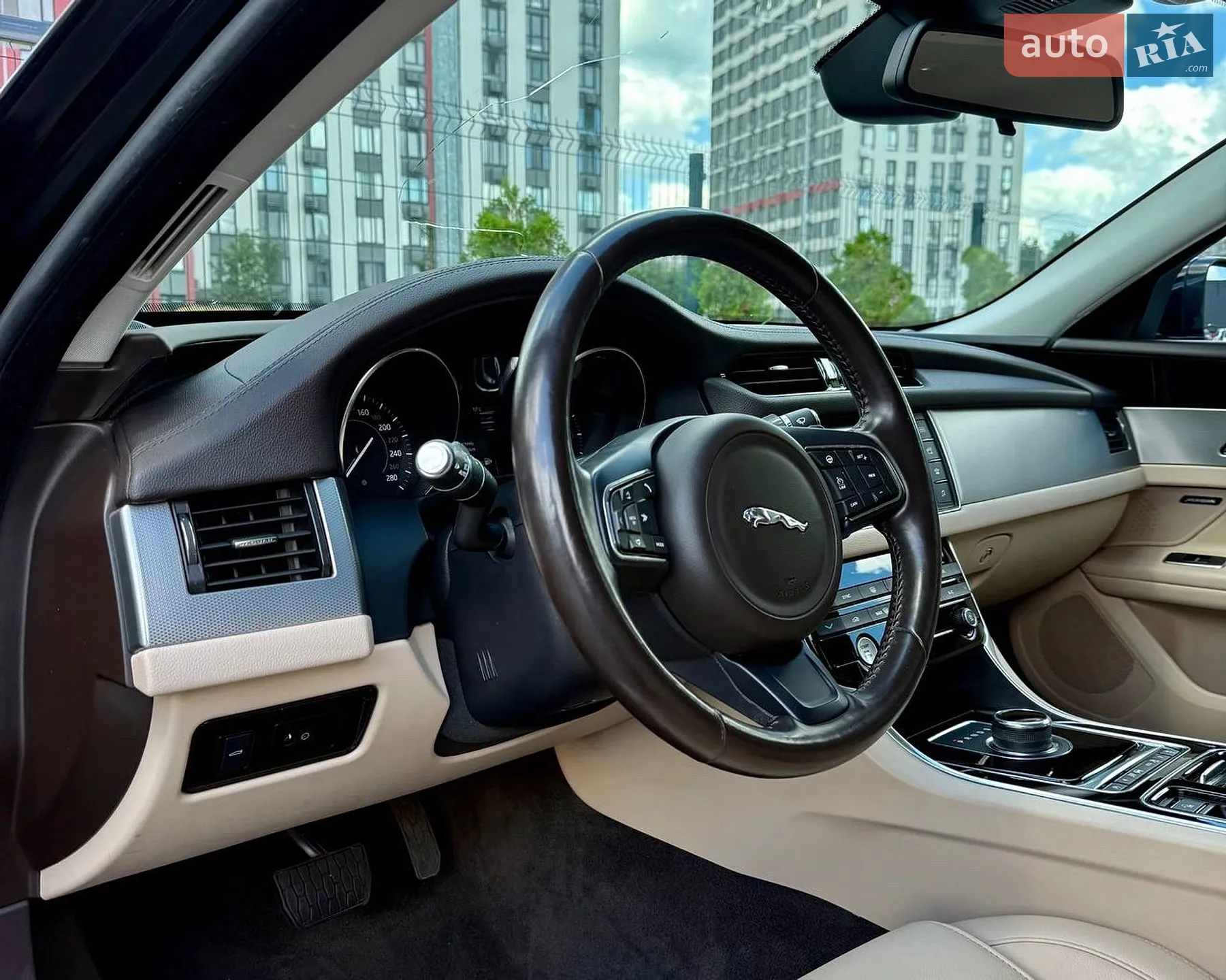 2016 Jaguar XF - мініатюра 23
