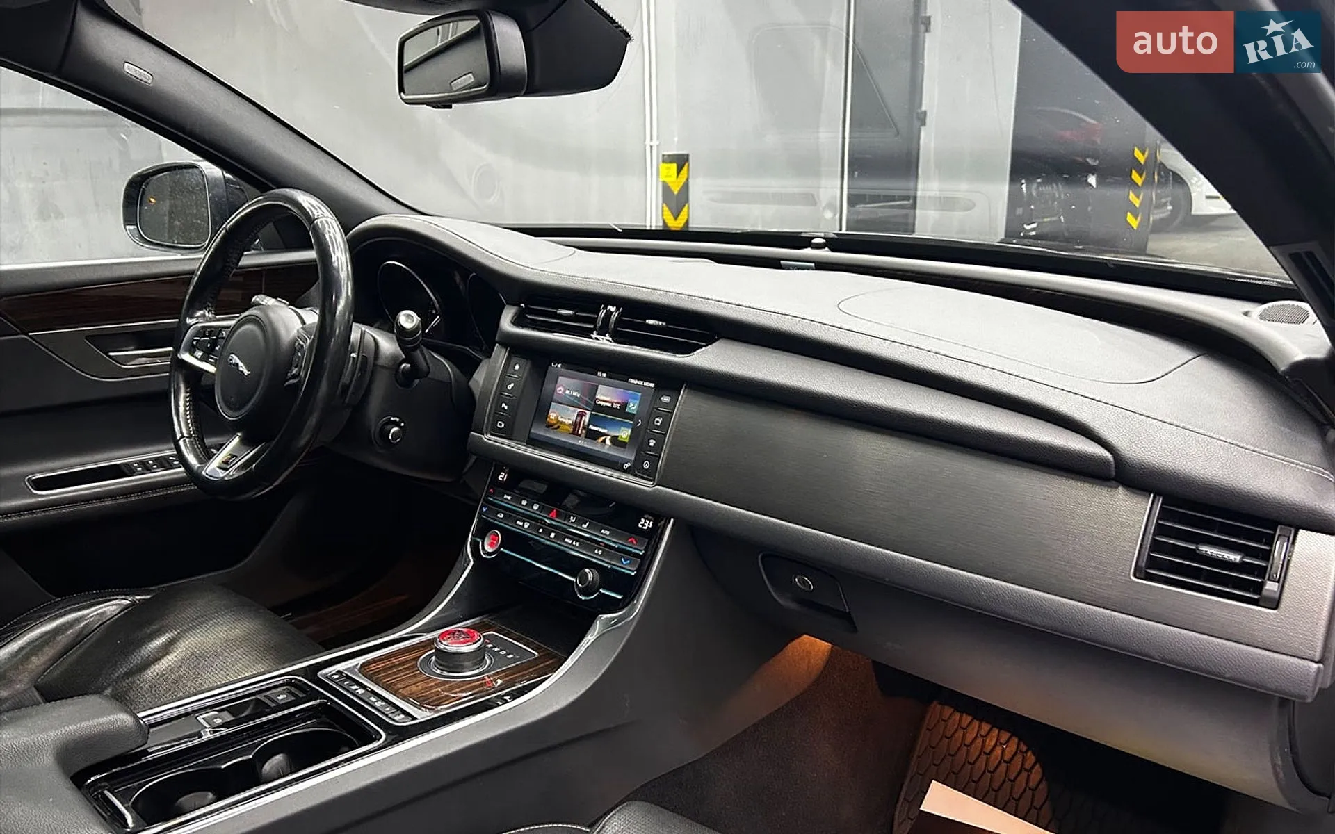 2016 Jaguar XF - мініатюра 27
