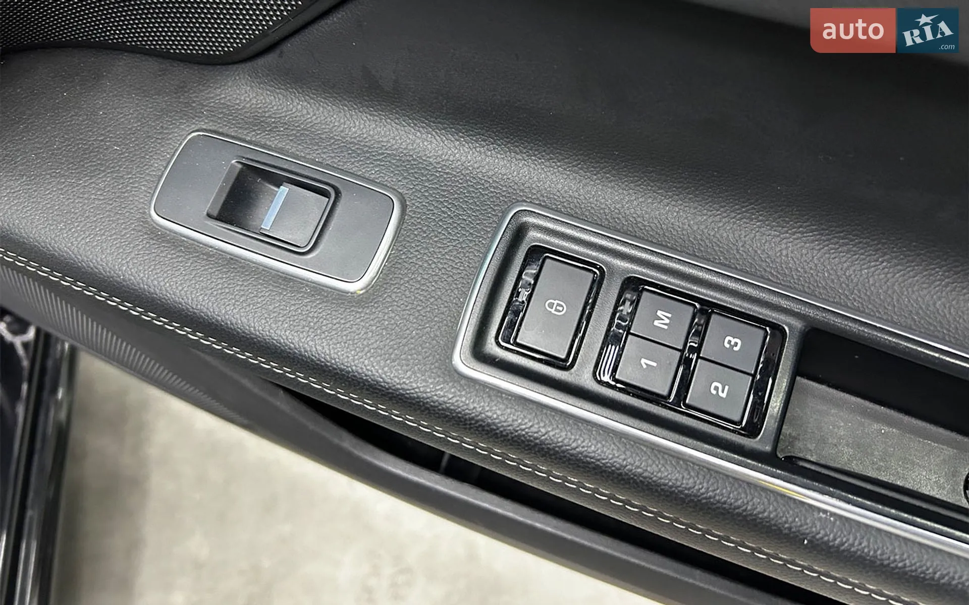 2016 Jaguar XF - мініатюра 30