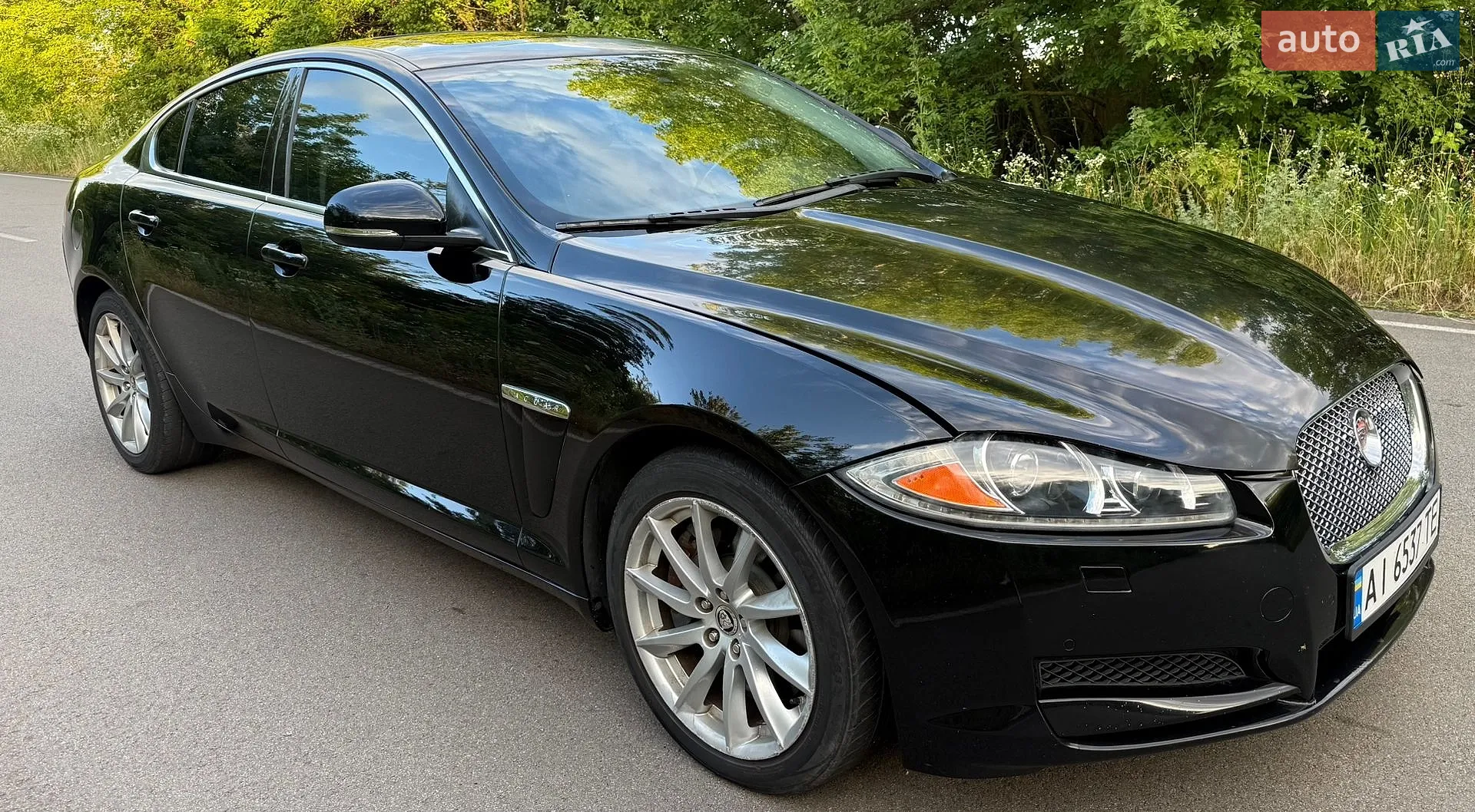 2012 Jaguar XF - мініатюра 4