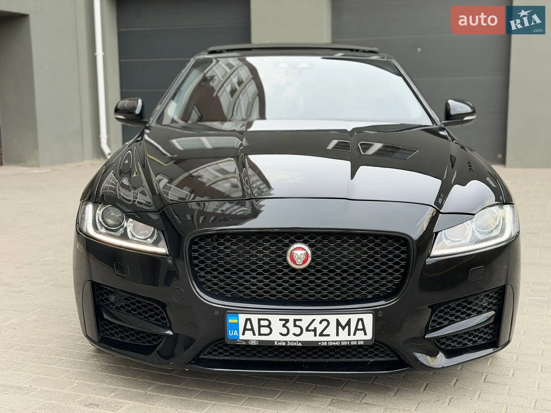 2016 Jaguar XF - мініатюра 5