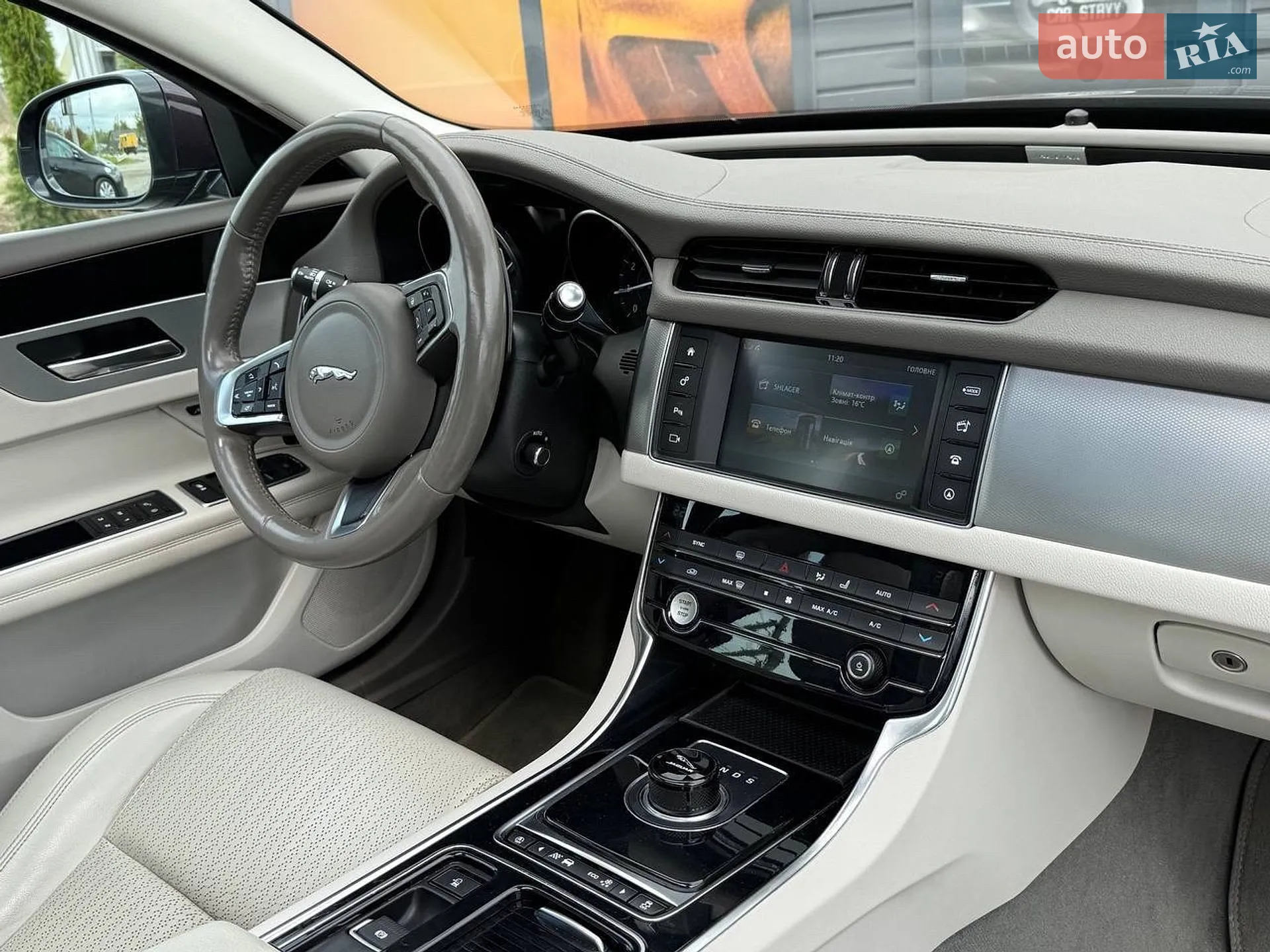 2018 Jaguar XF - мініатюра 28