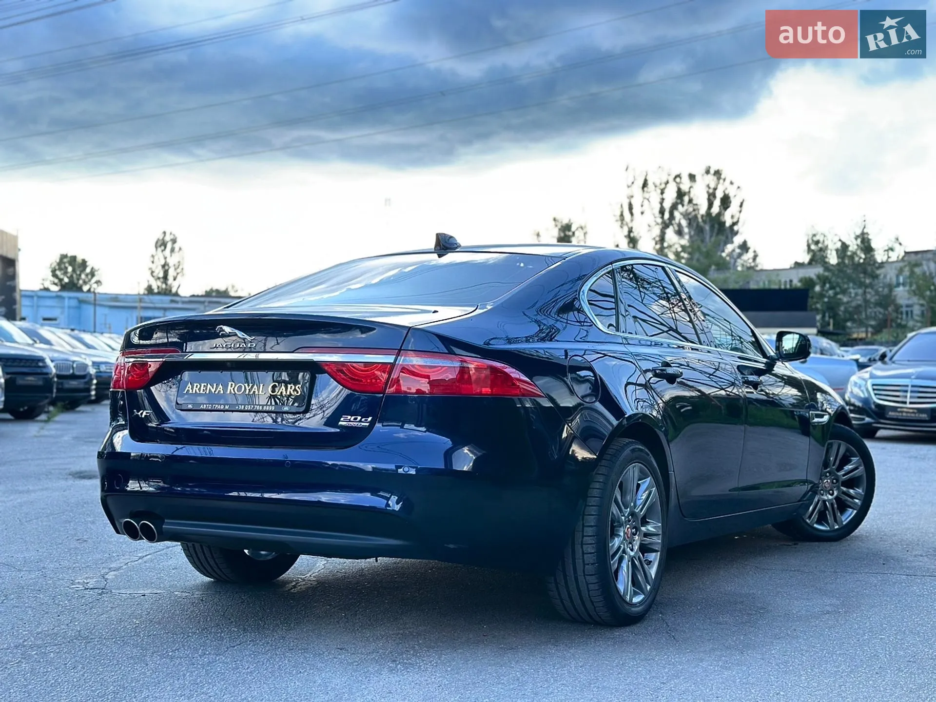 2020 Jaguar XF - мініатюра 2