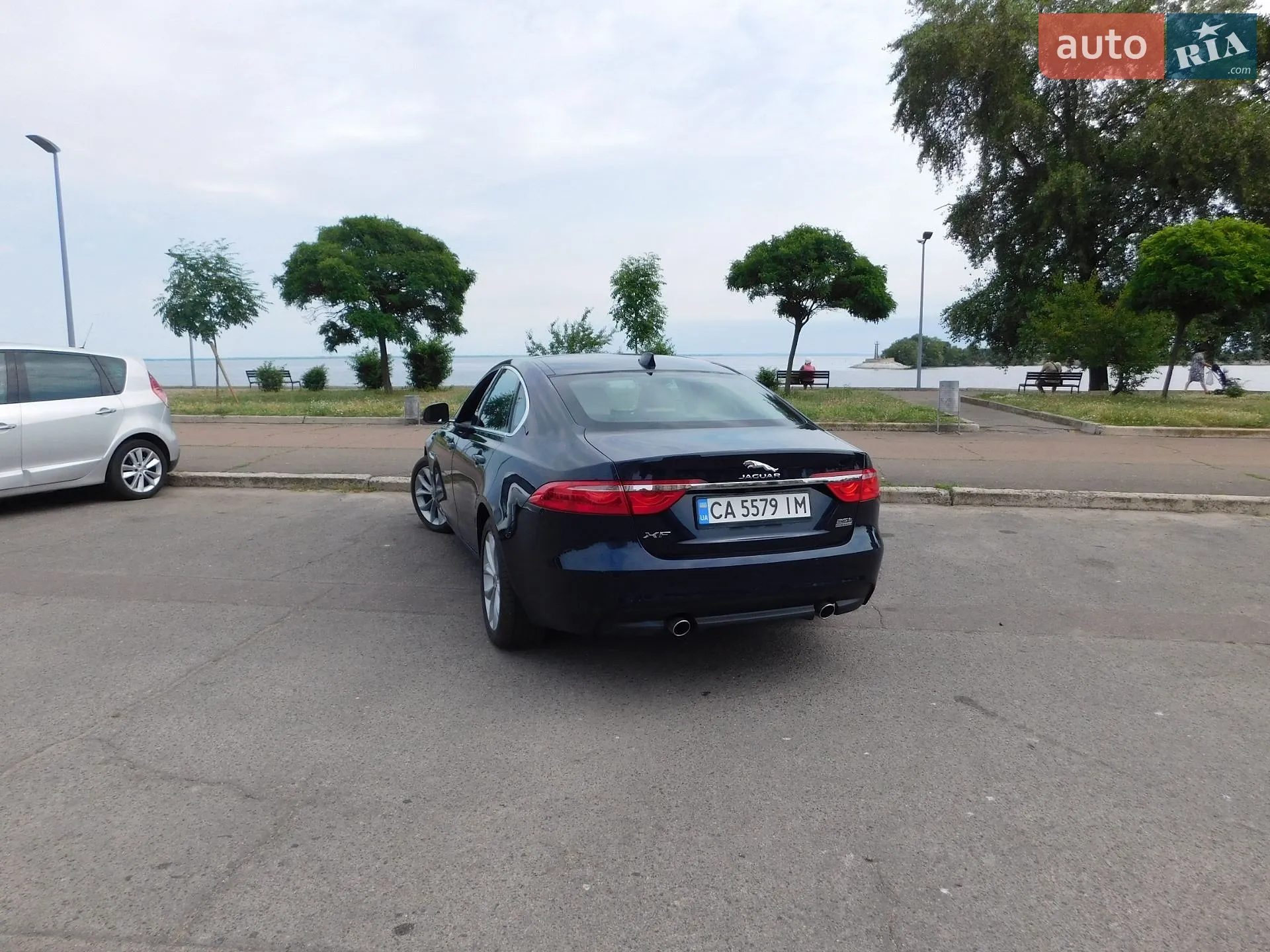 2019 Jaguar XF - мініатюра 6