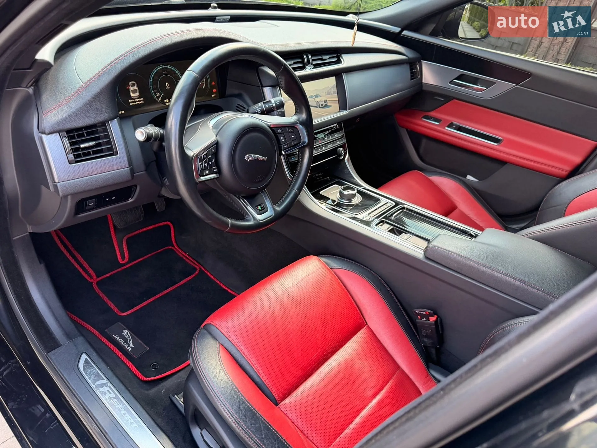 2016 Jaguar XF - мініатюра 11