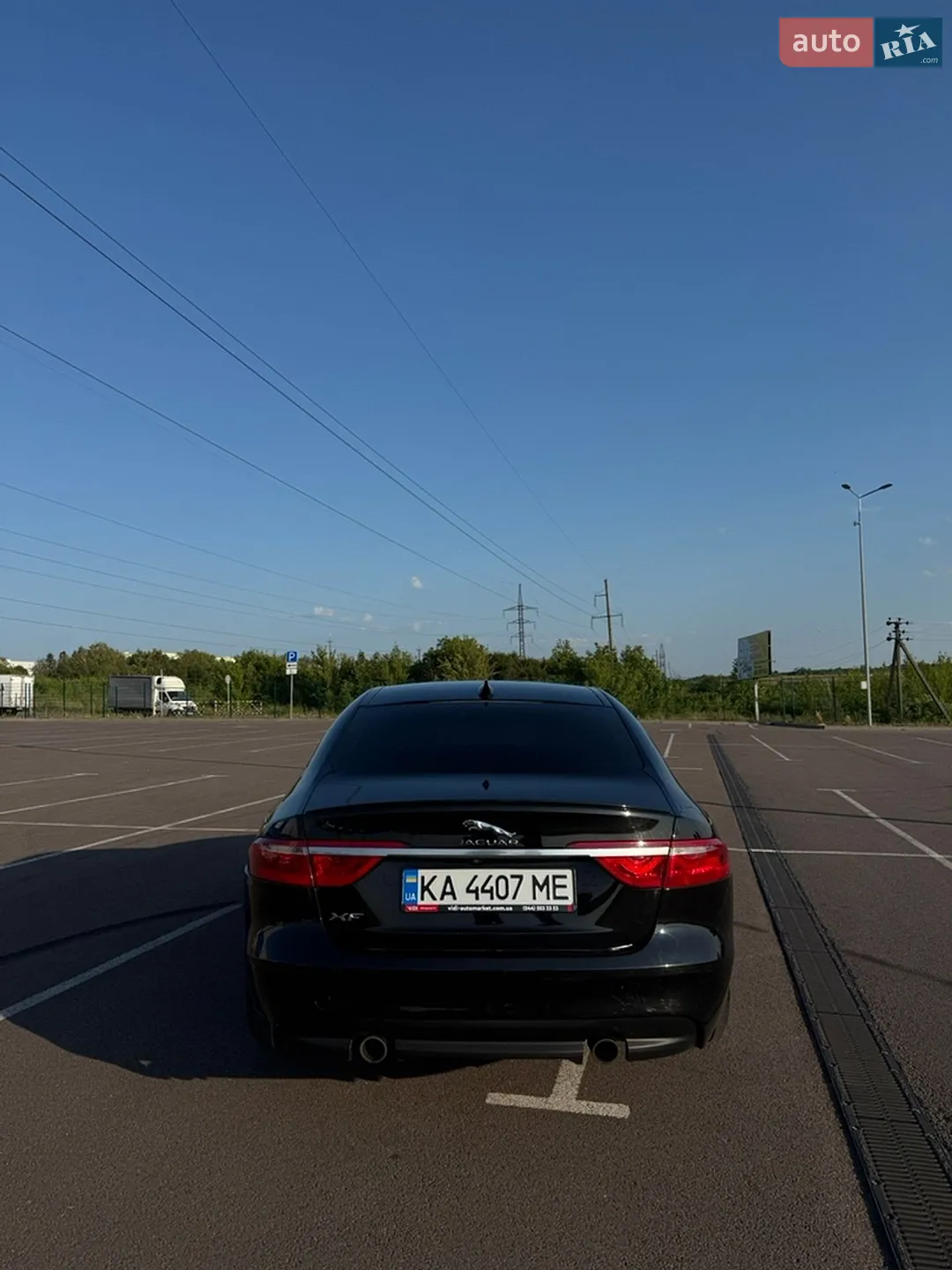 2019 Jaguar XF - мініатюра 2