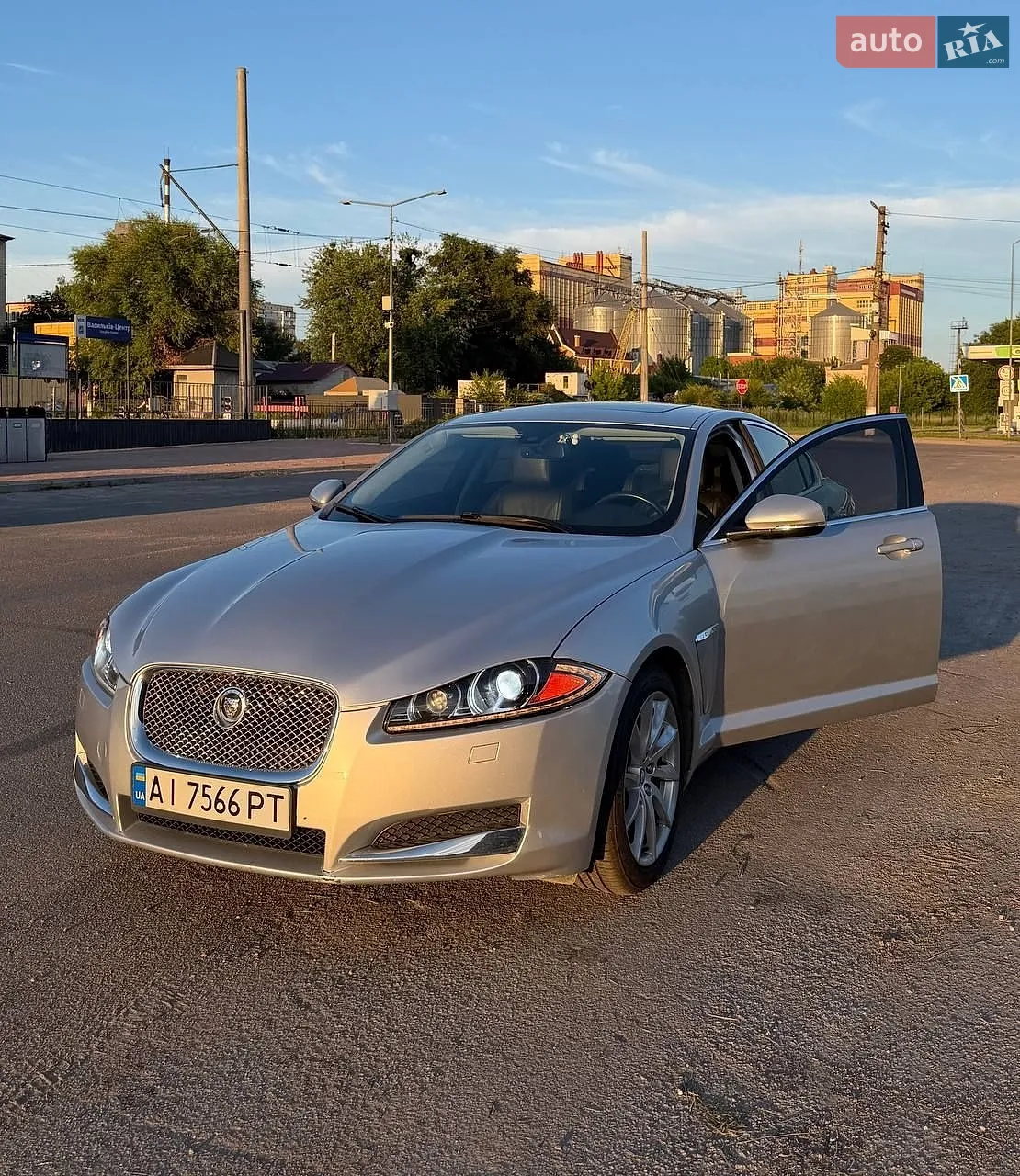 2012 Jaguar XF - мініатюра 12