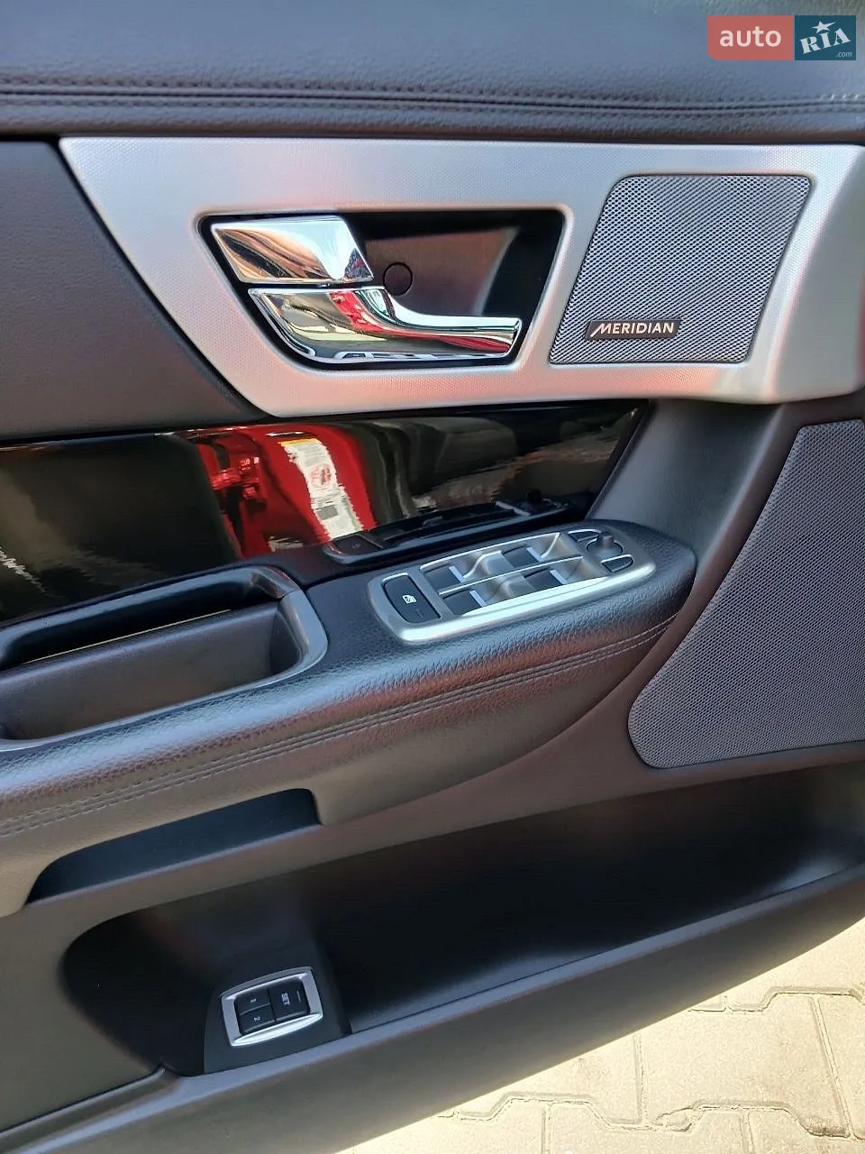 2015 Jaguar XF - мініатюра 18