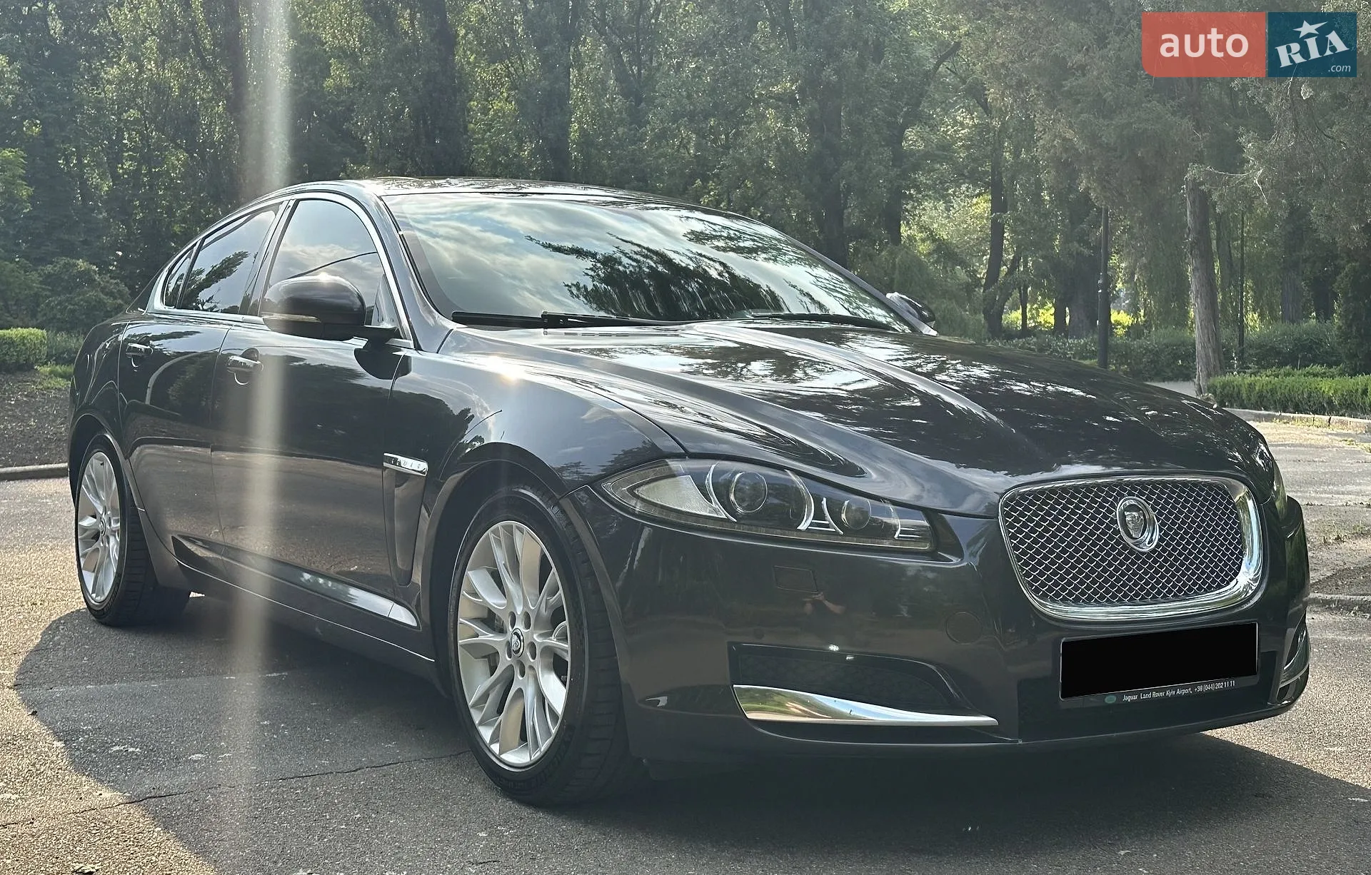 2012 Jaguar XF - мініатюра 5