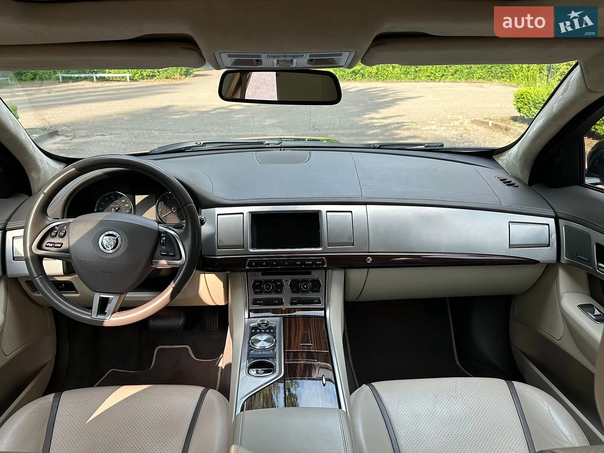 2012 Jaguar XF - мініатюра 13