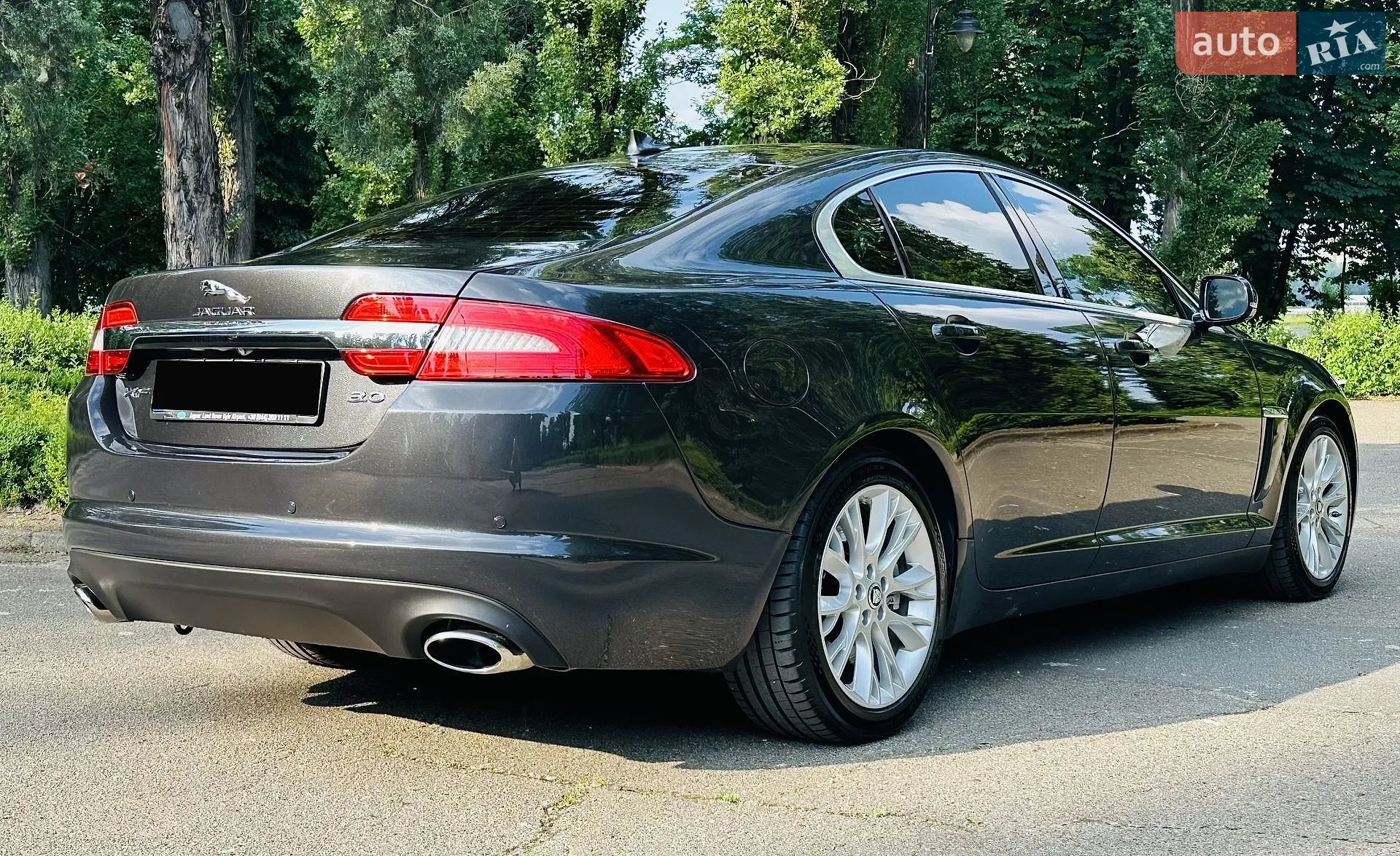 2012 Jaguar XF - мініатюра 10