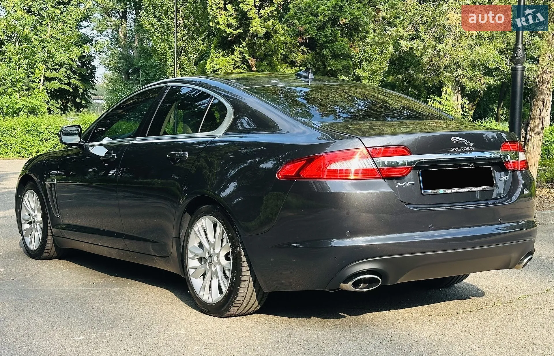 2012 Jaguar XF - мініатюра 9