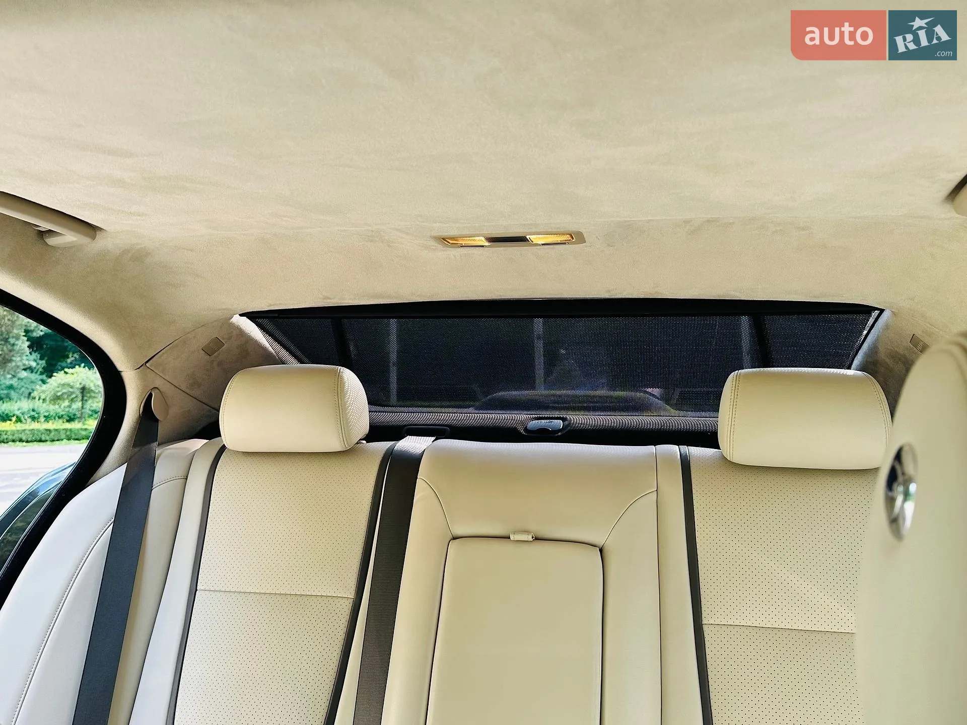 2012 Jaguar XF - мініатюра 18