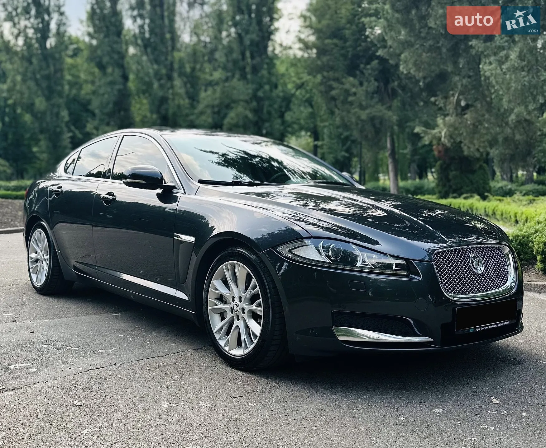 2012 Jaguar XF - мініатюра 7